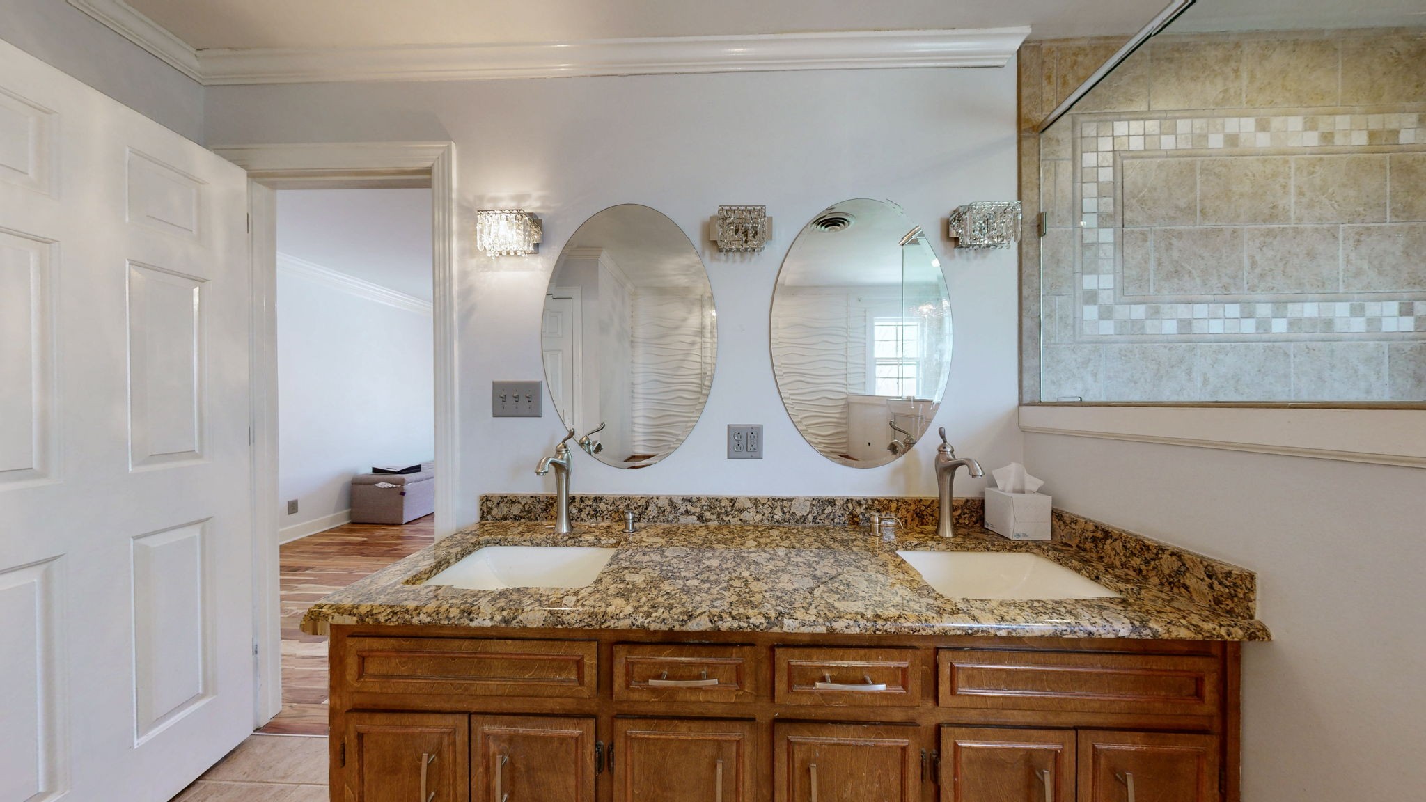 808 Shady Bluff Trl Property Photo 25
