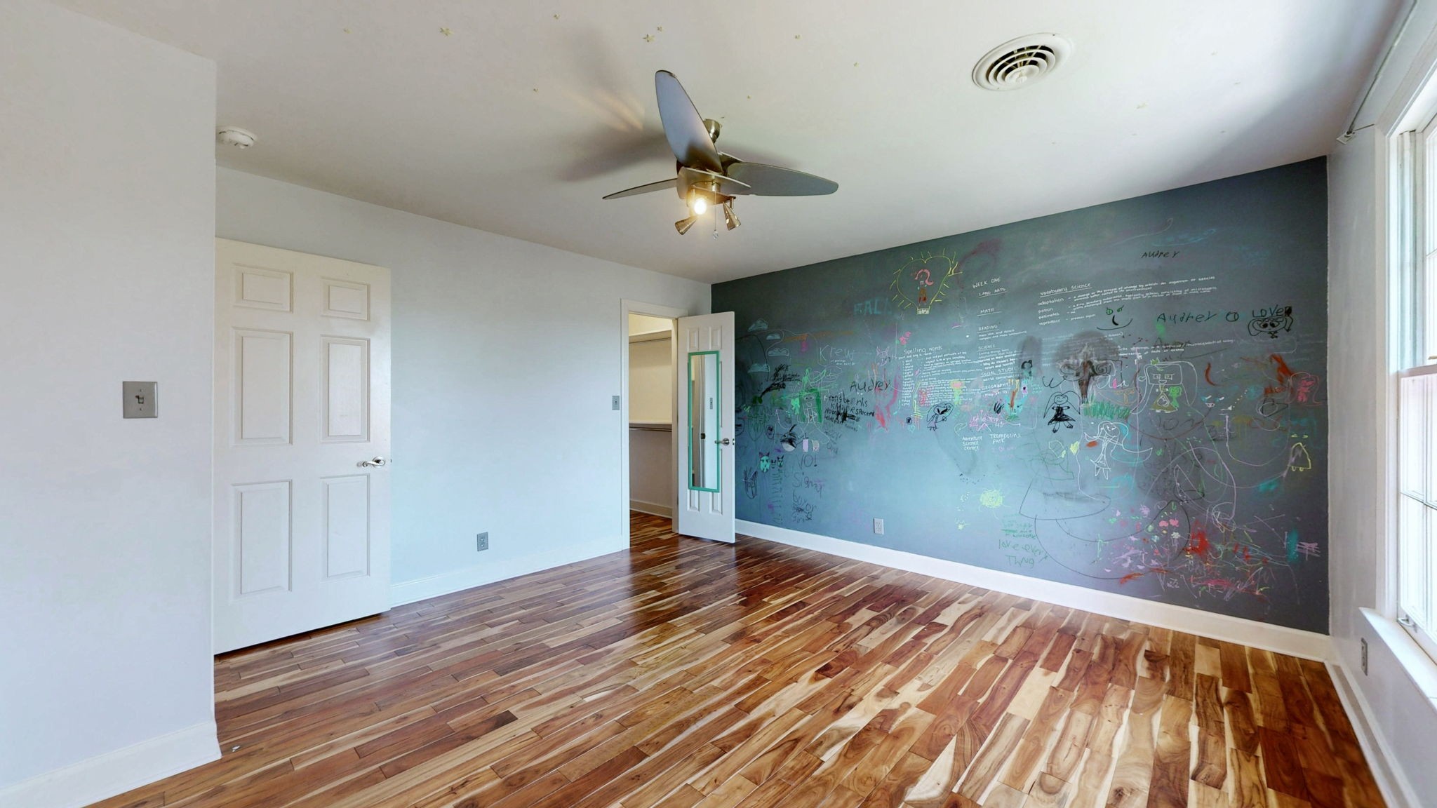 808 Shady Bluff Trl Property Photo 33