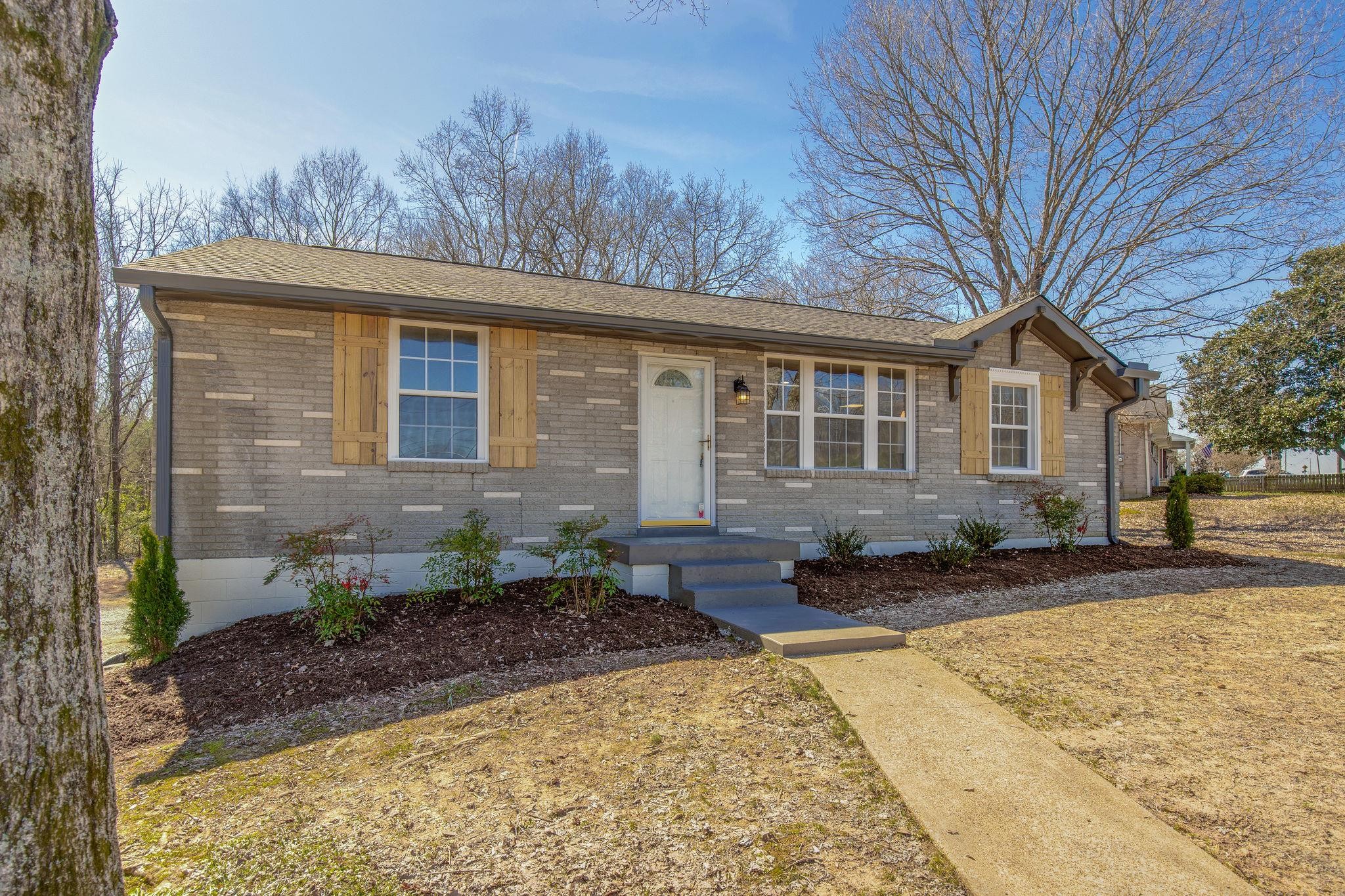 522 Stewarts Ferry Pike Property Photo 1