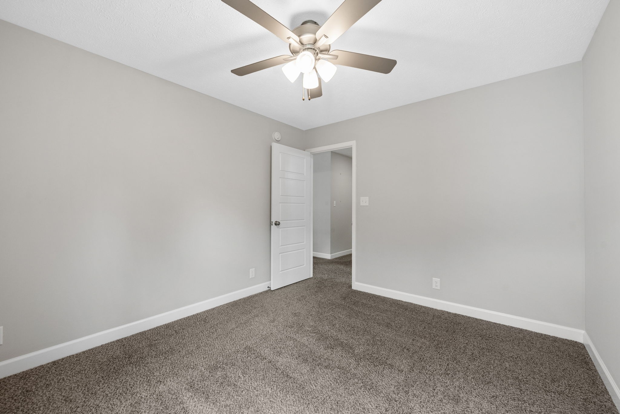 1025 Brightwood Ct Property Photo 25