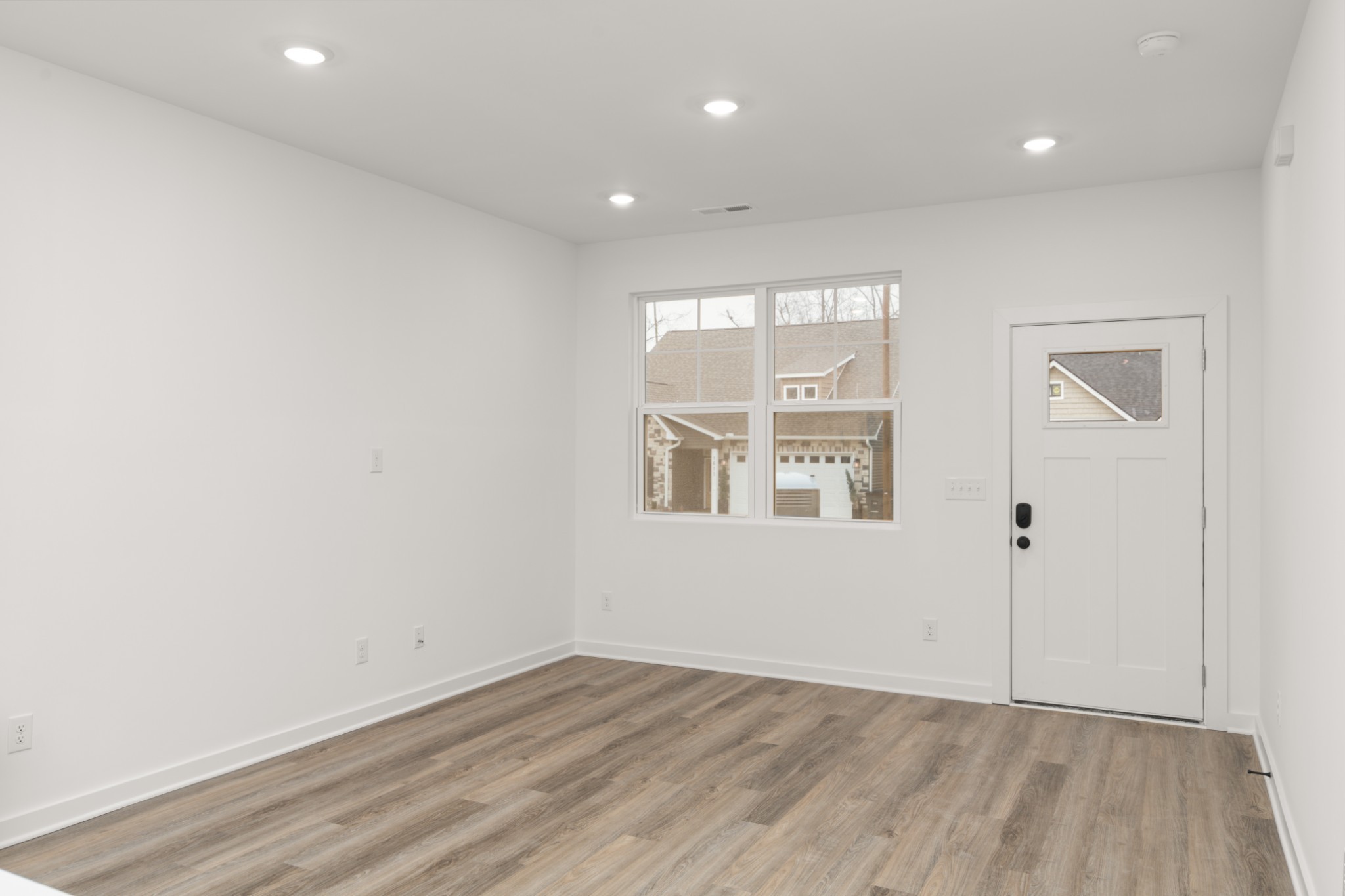 1610 Daly Dr Property Photo 15