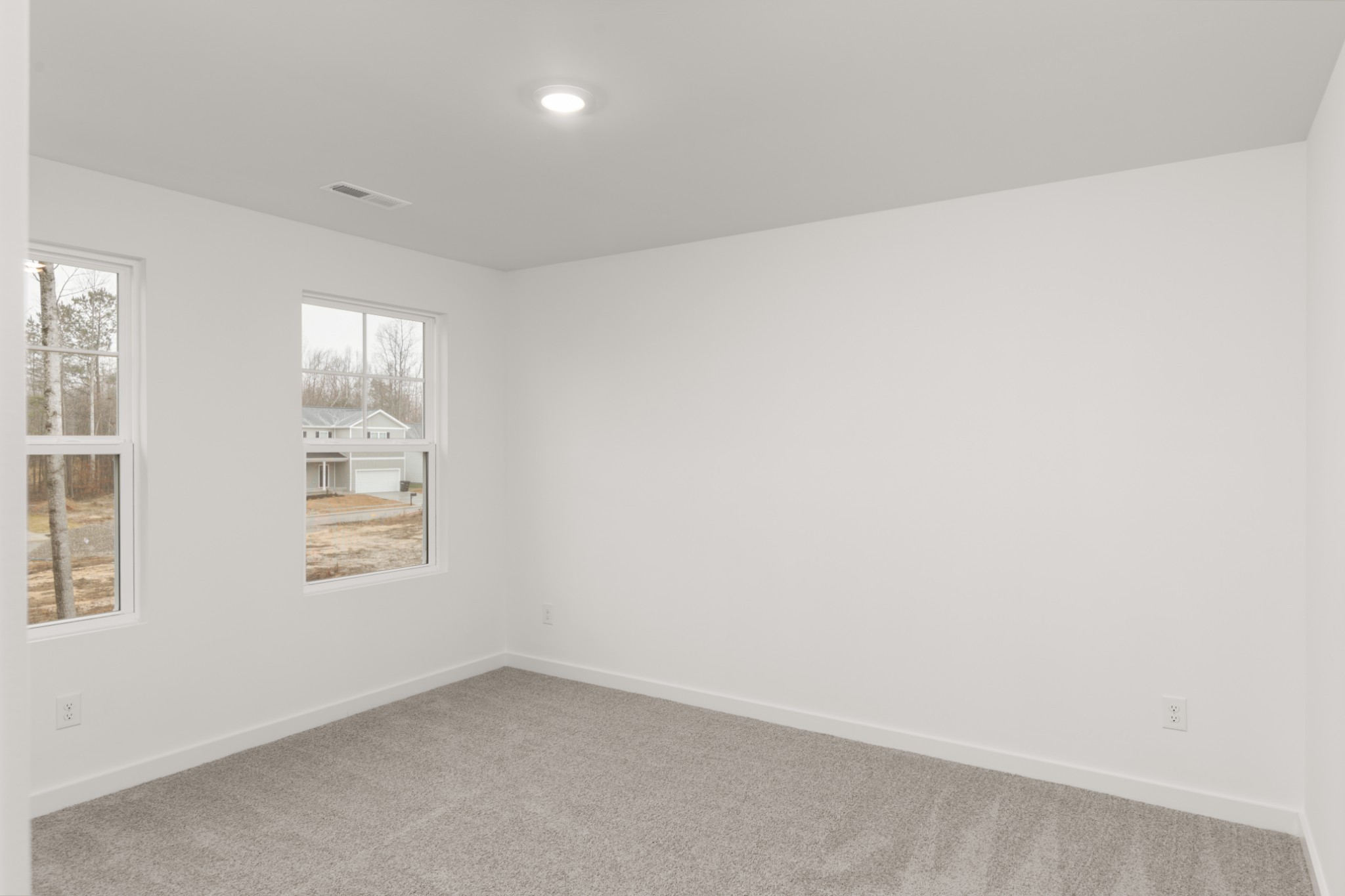 1610 Daly Dr Property Photo 17