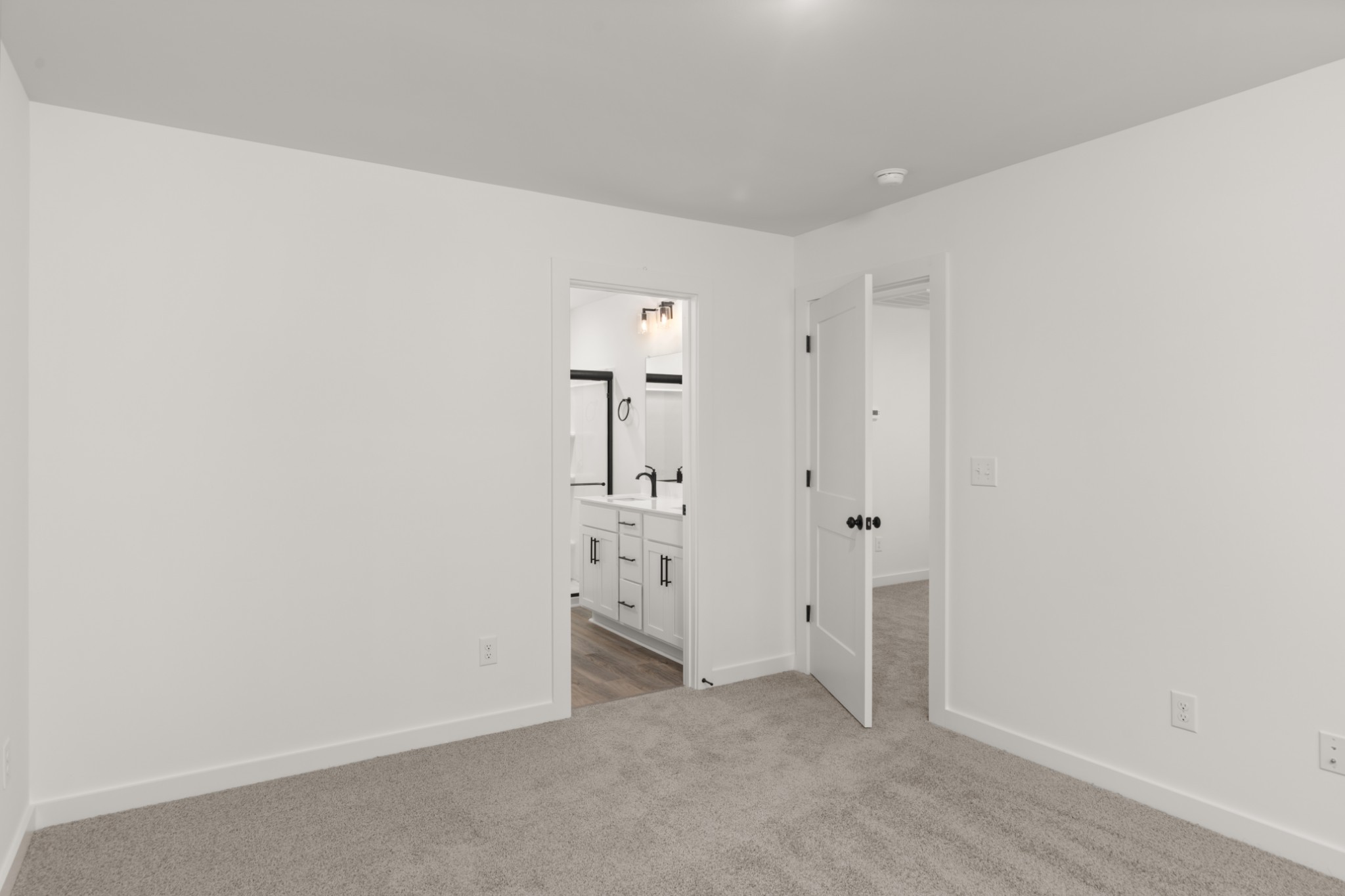 1610 Daly Dr Property Photo 18