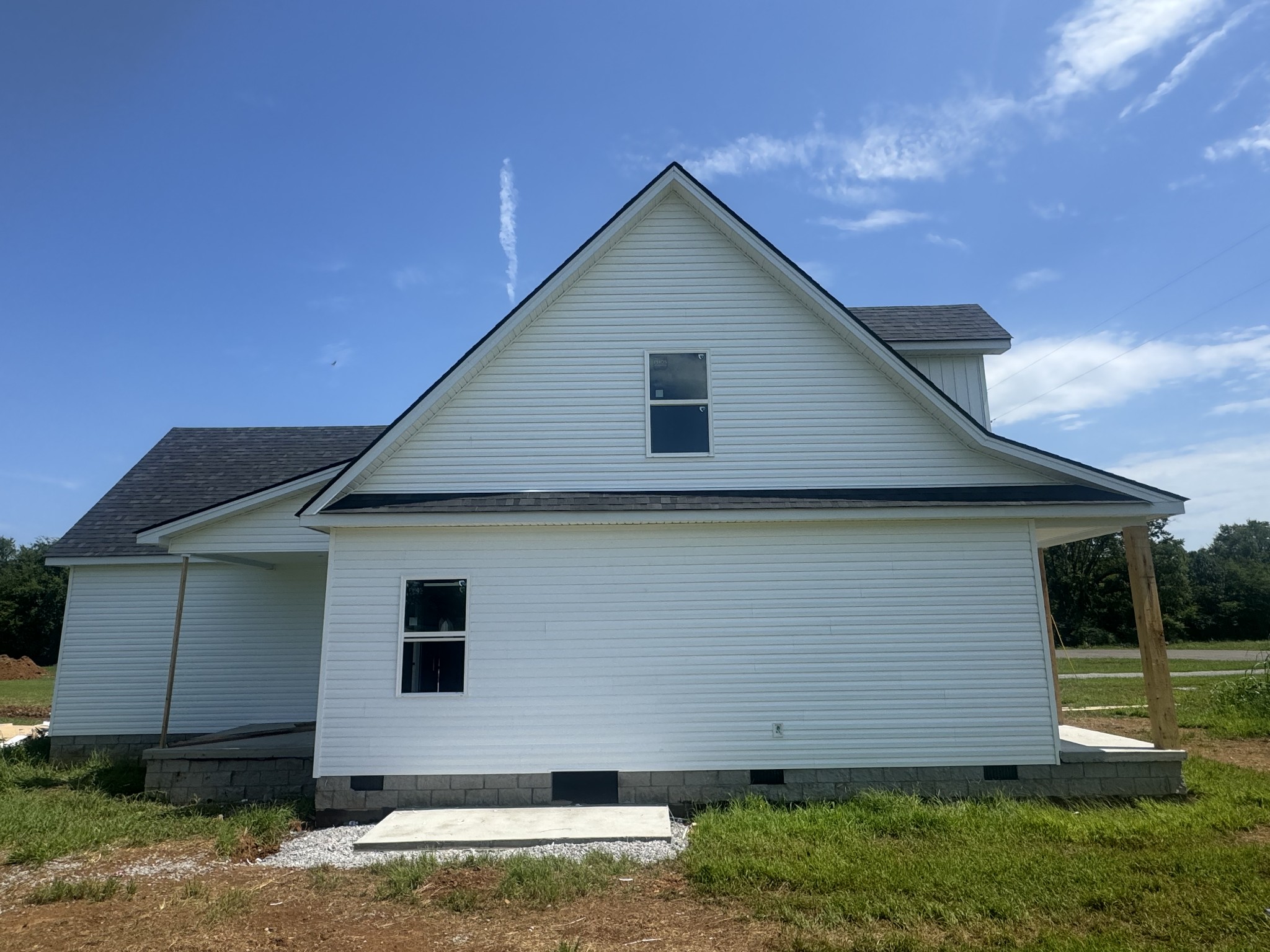 2110 Laws Hill Cir Property Photo 6