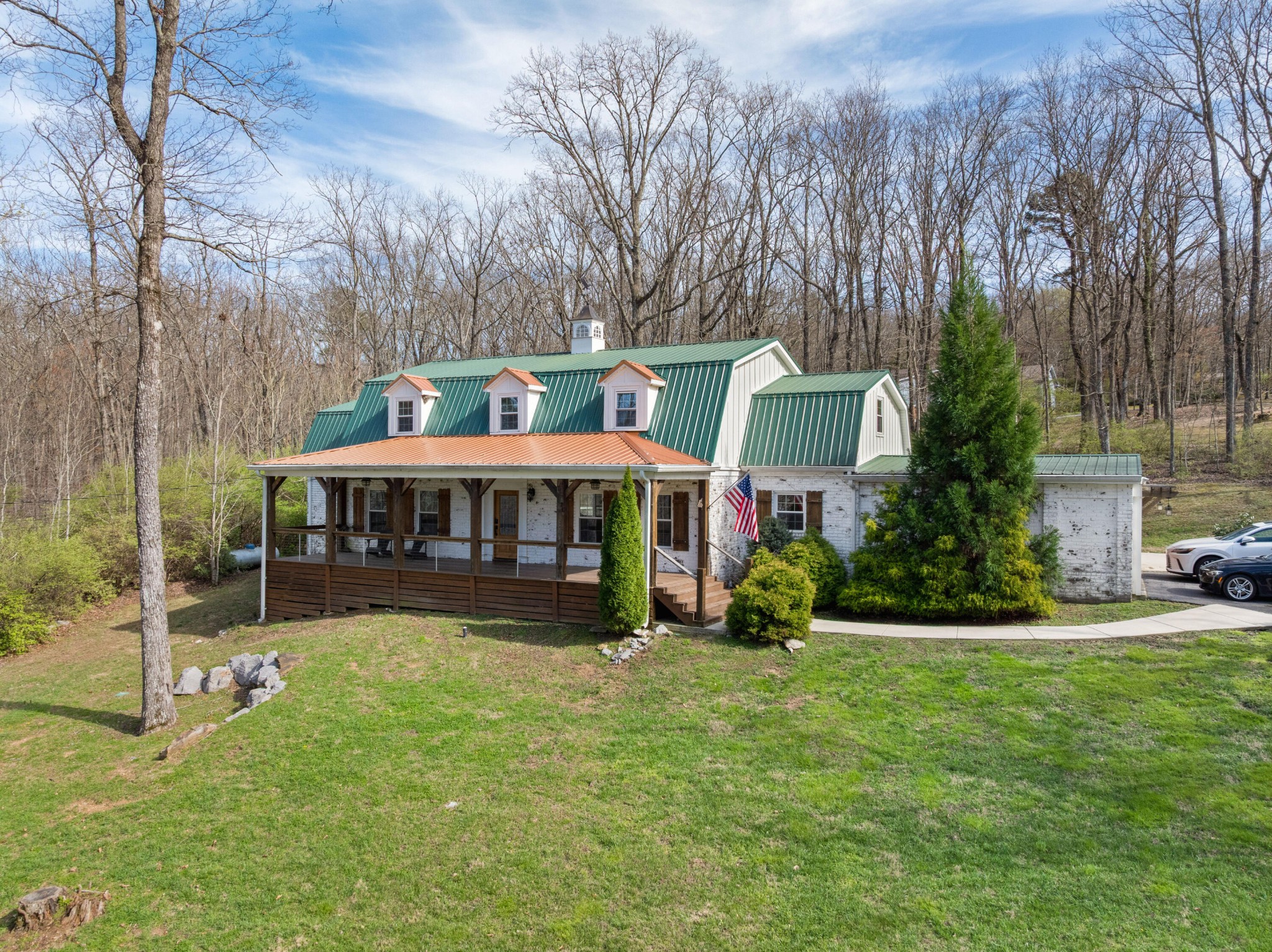1022 River Bend Road Property Photo 1