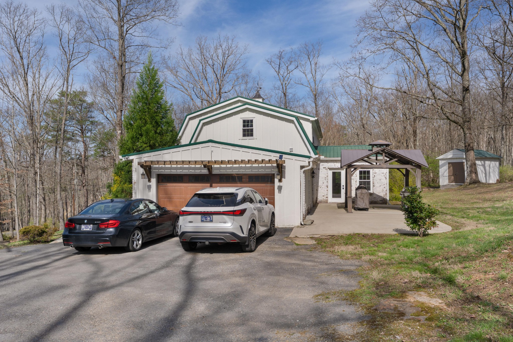 1022 River Bend Road Property Photo 3