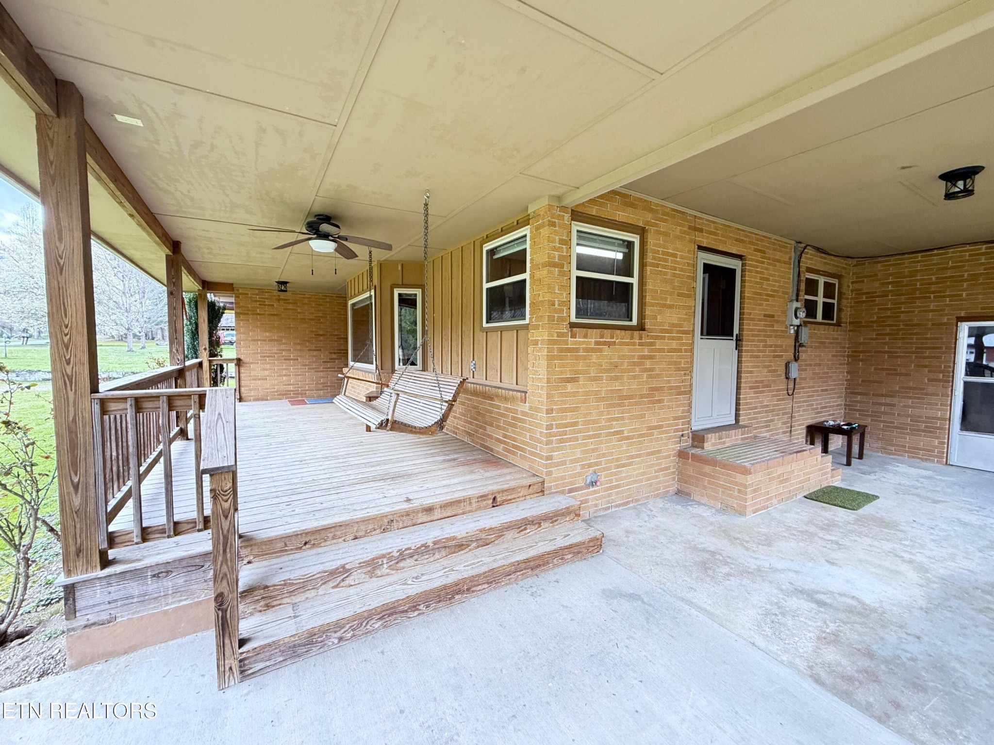 1059 Blue Mill Rd Property Photo 7