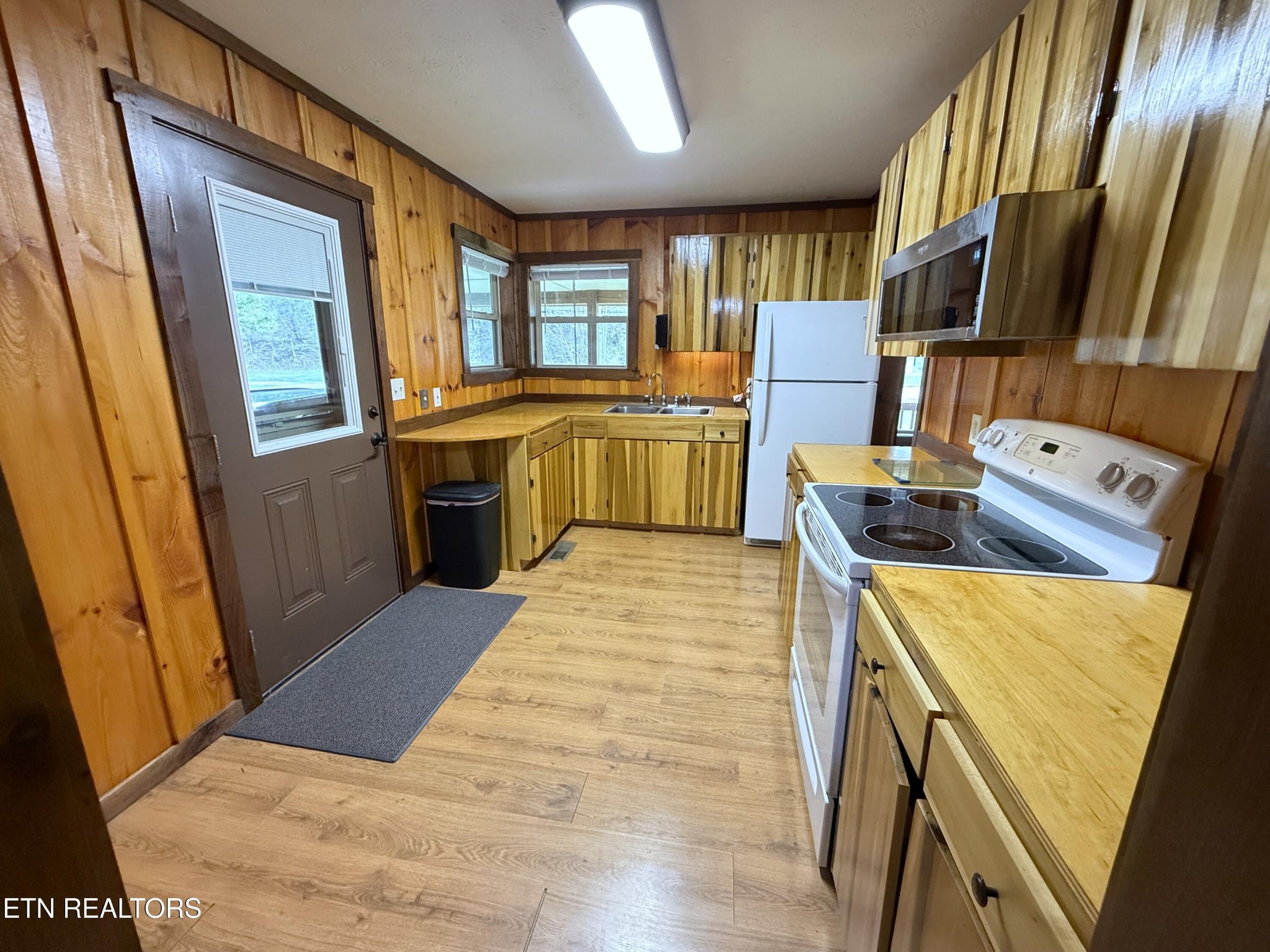 1059 Blue Mill Rd Property Photo 10