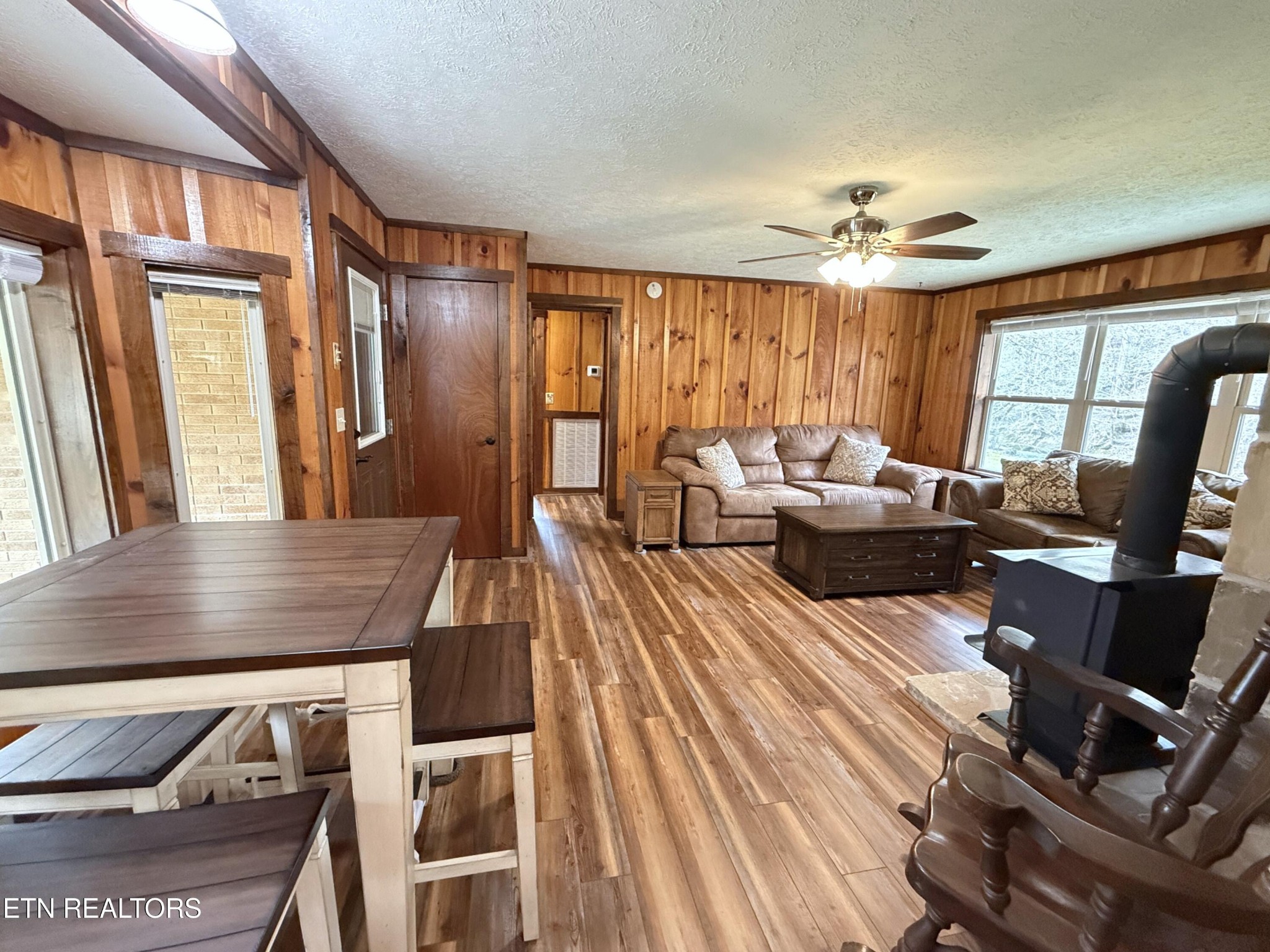 1059 Blue Mill Rd Property Photo 12