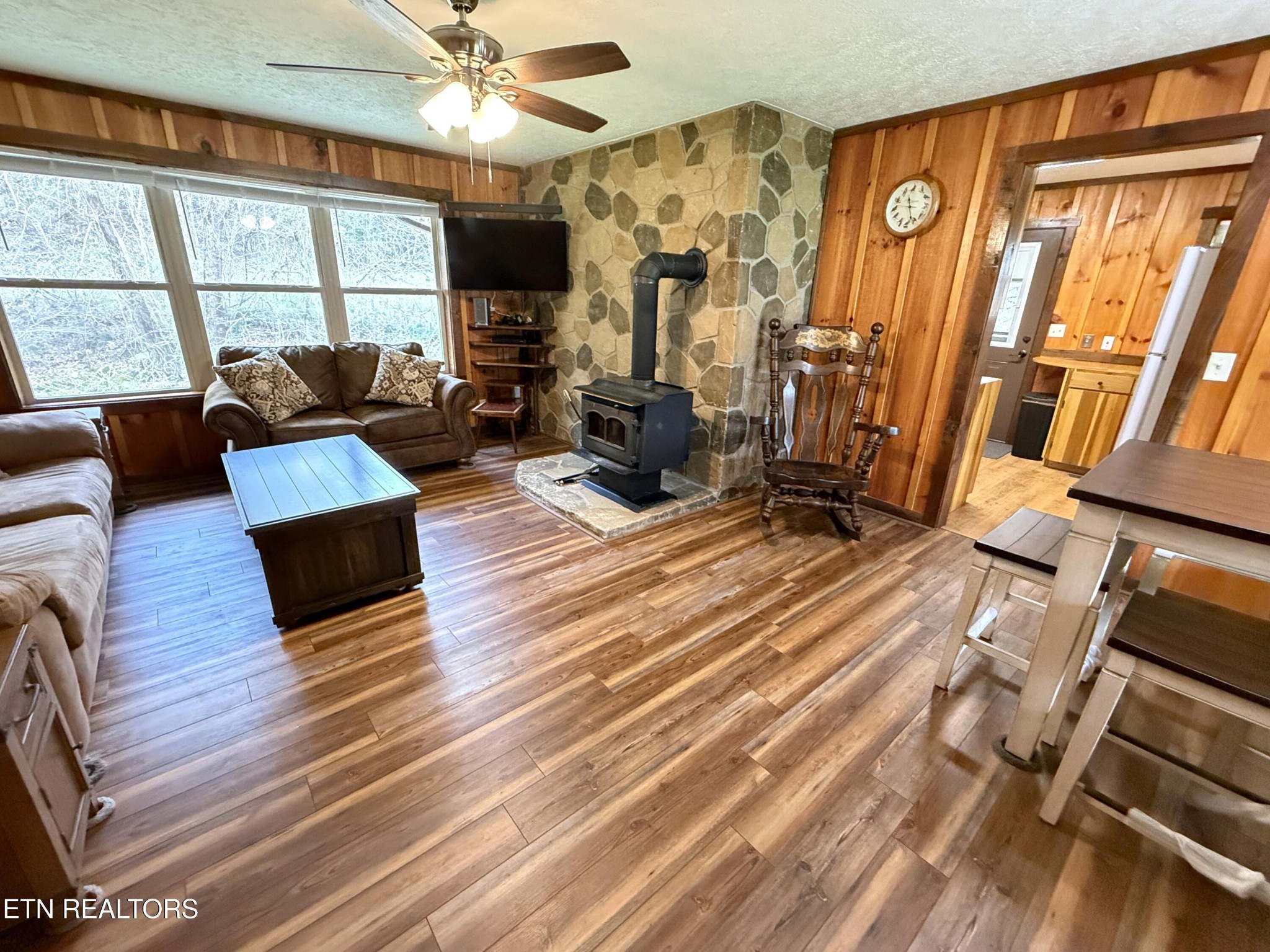 1059 Blue Mill Rd Property Photo 13