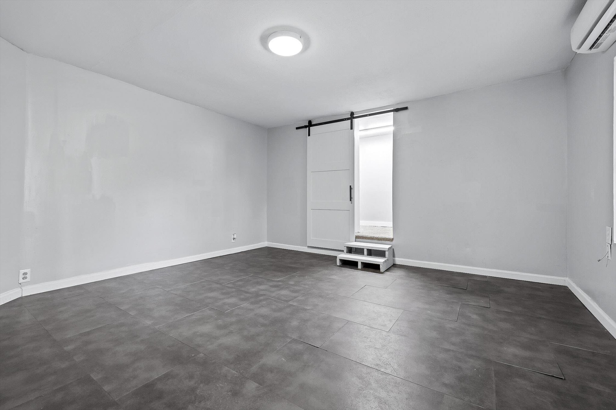 214 Houser Street Property Photo 19