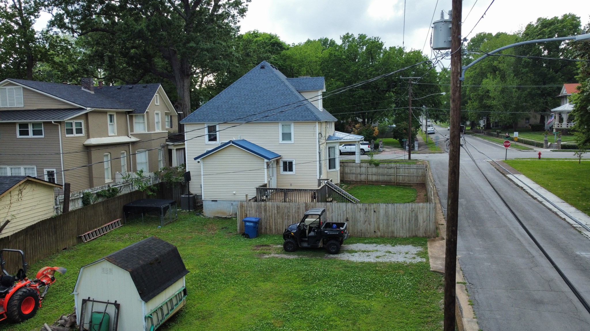 201 Pleasant St Property Photo 5