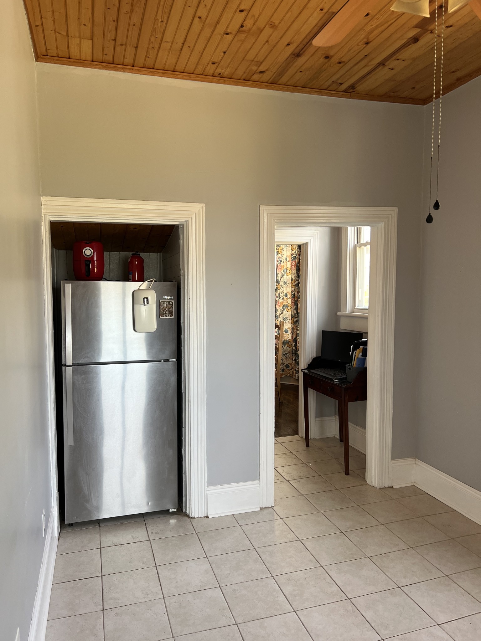 201 Pleasant St Property Photo 12