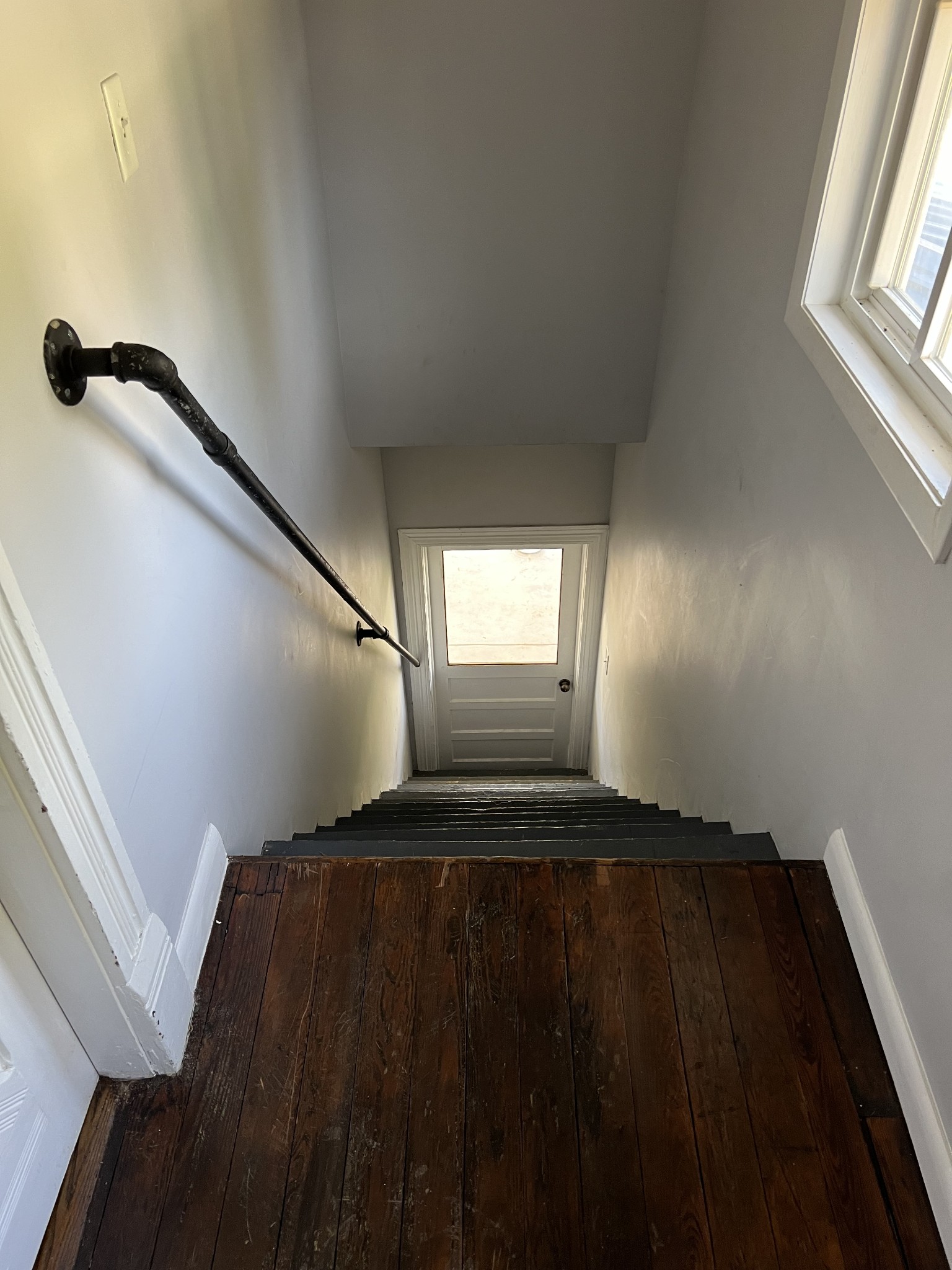 201 Pleasant St Property Photo 13
