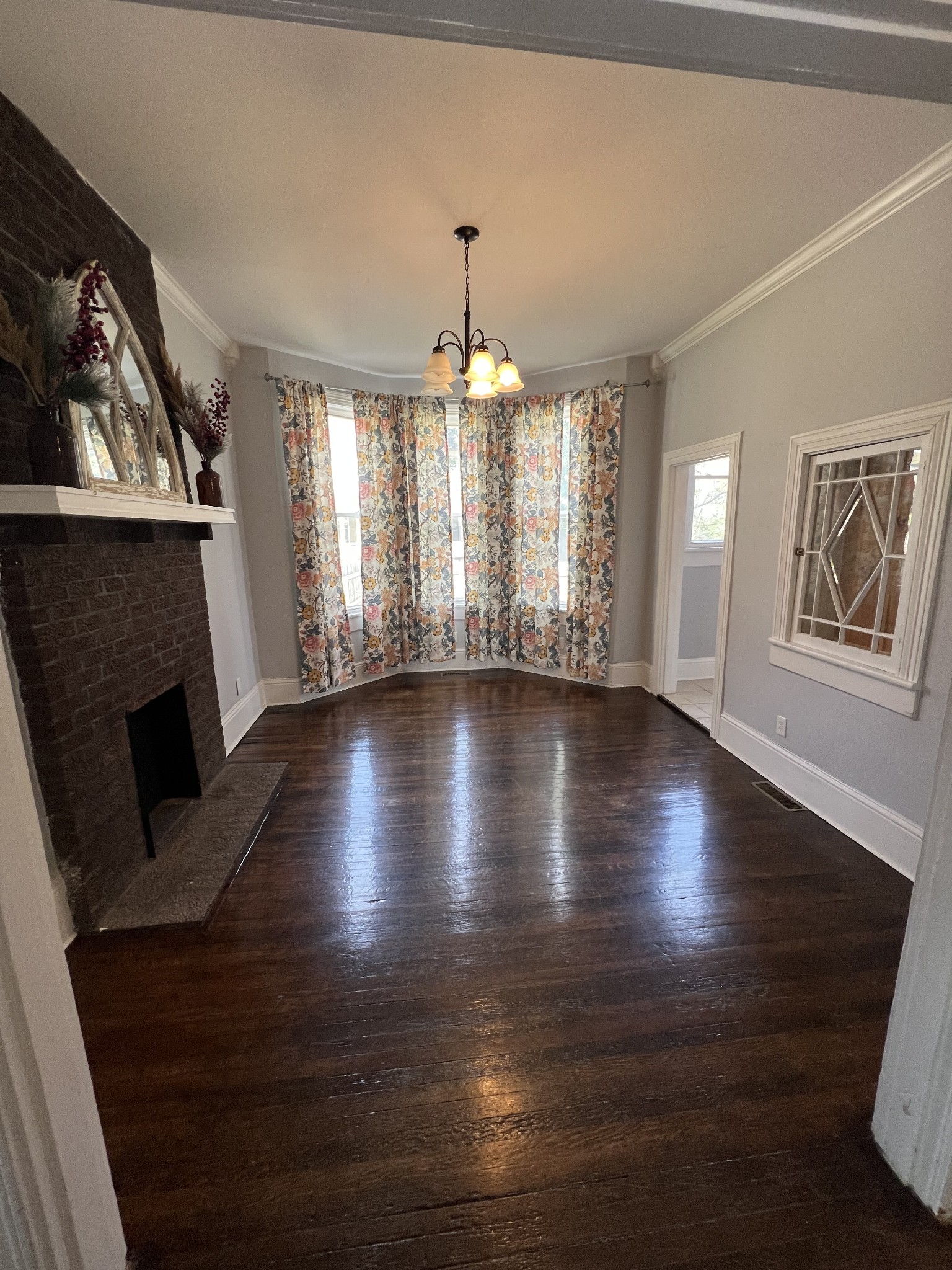 201 Pleasant St Property Photo 16
