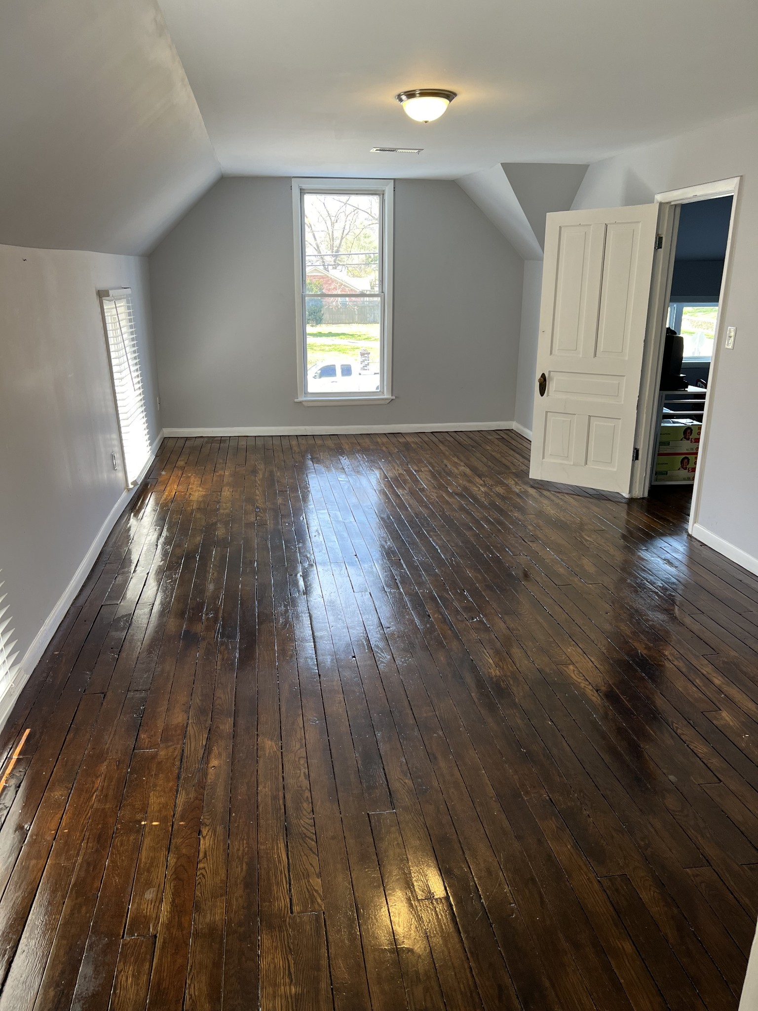 201 Pleasant St Property Photo 32