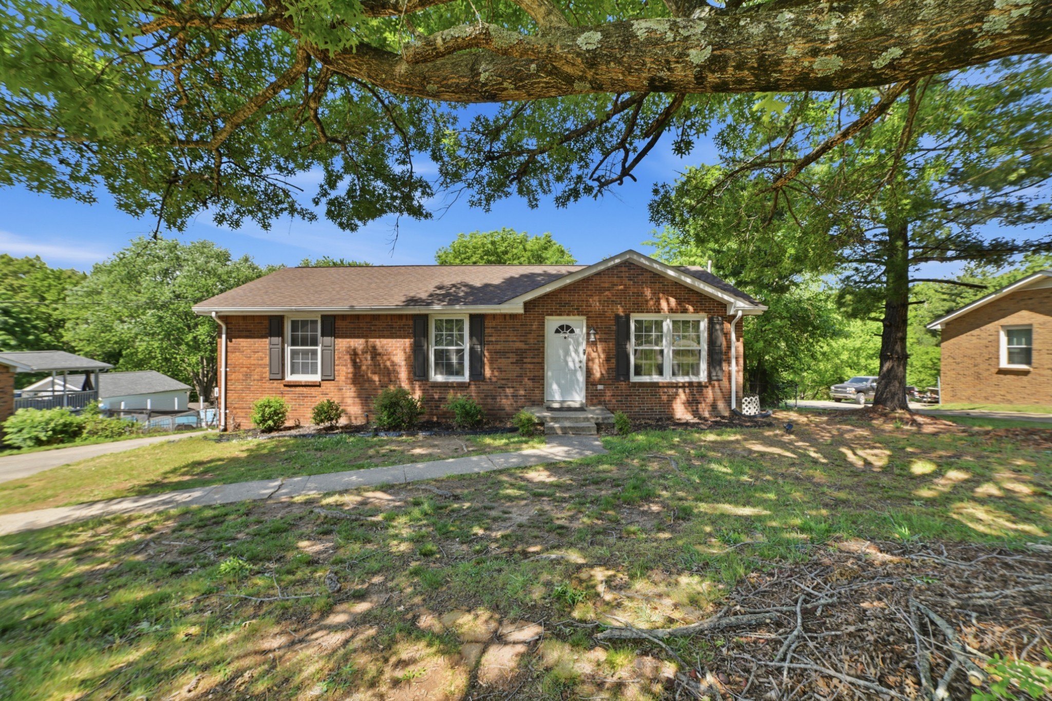 1810 Apex Dr
