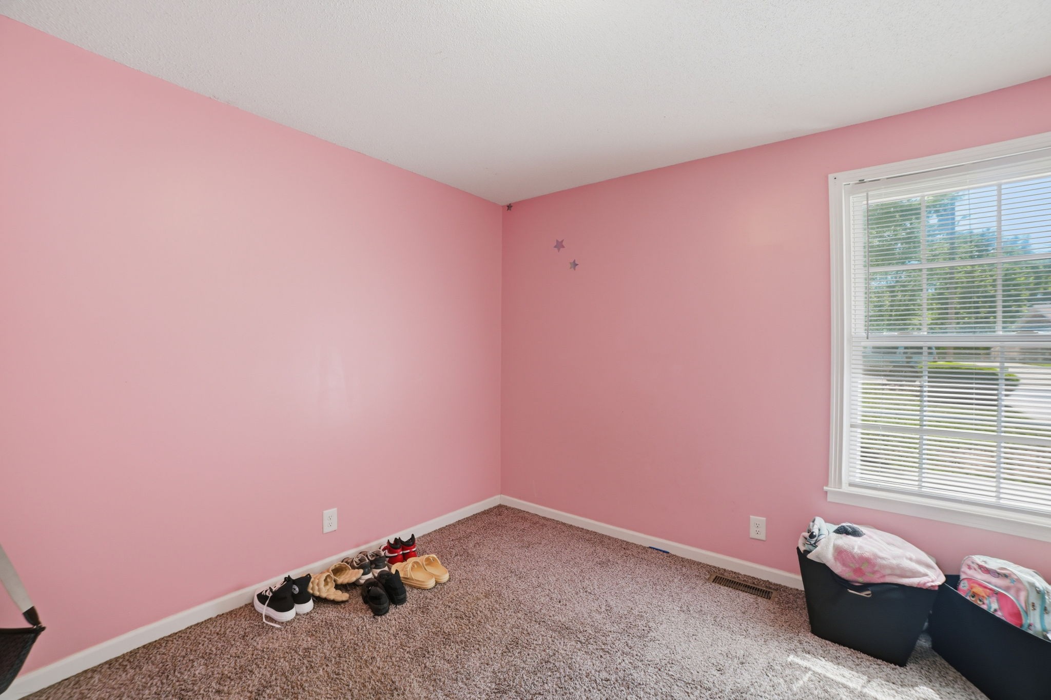 1810 Apex Dr Property Photo 12