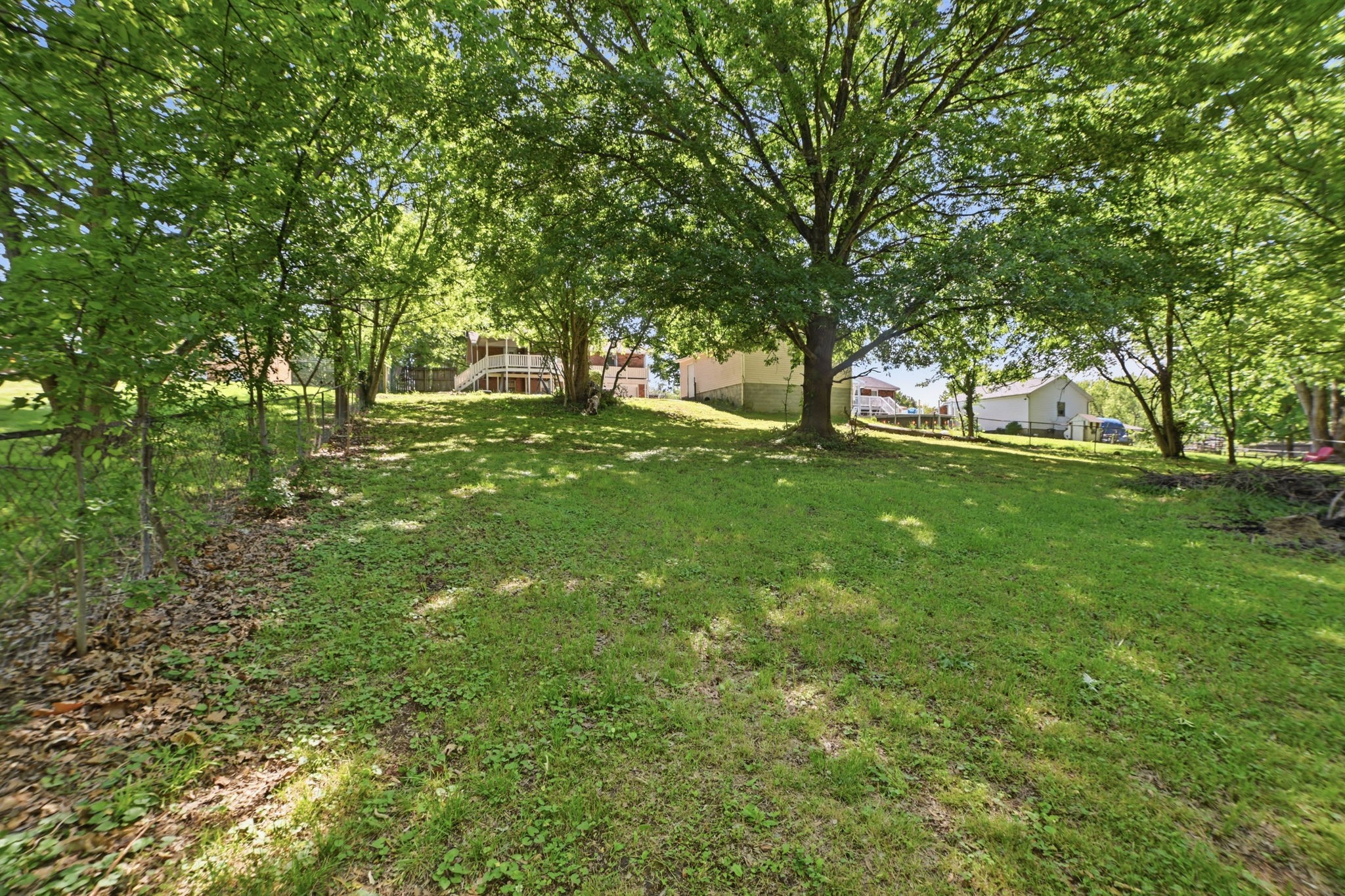 1810 Apex Dr Property Photo 25