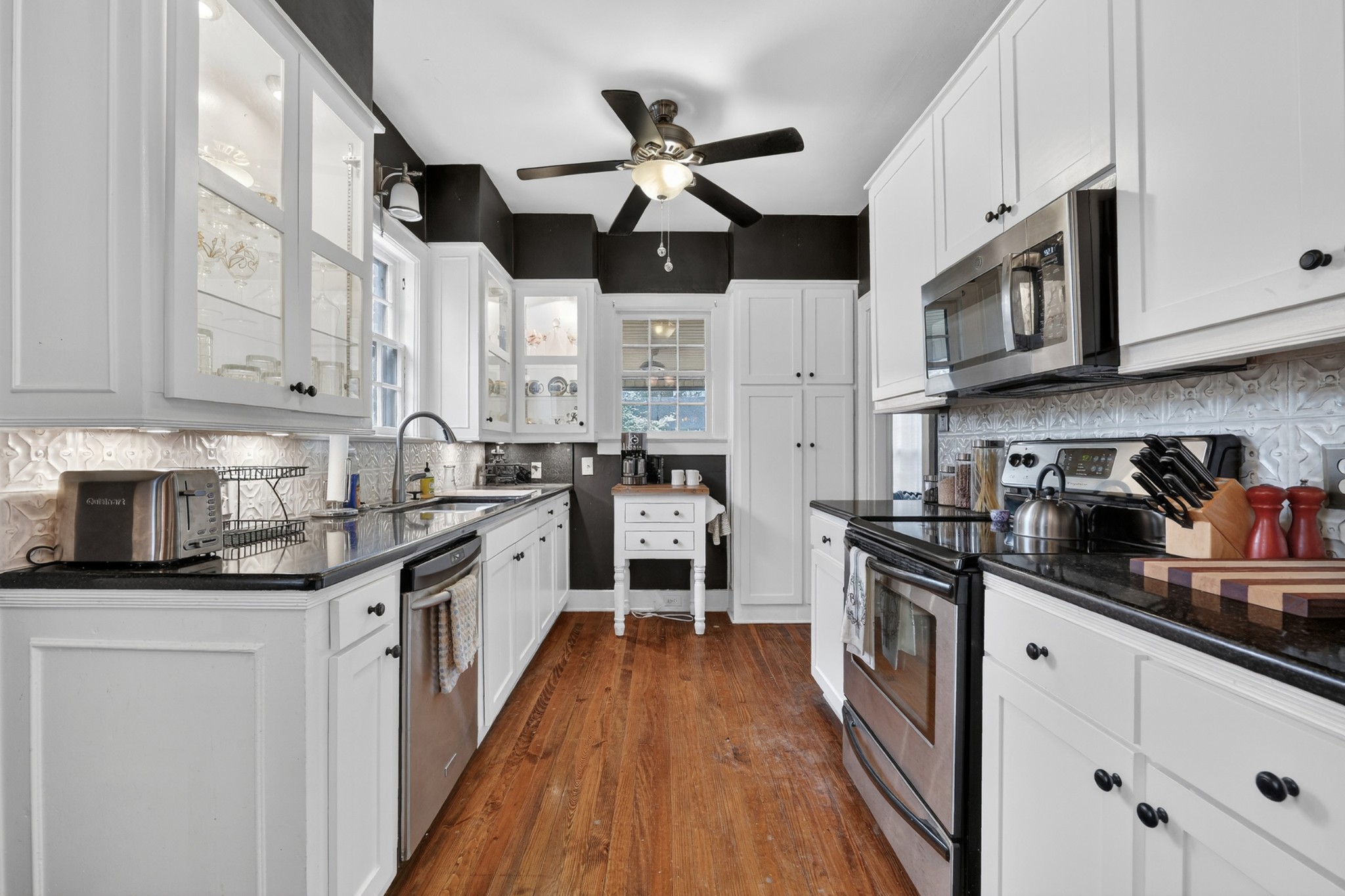 411 2nd Ave Property Photo 15