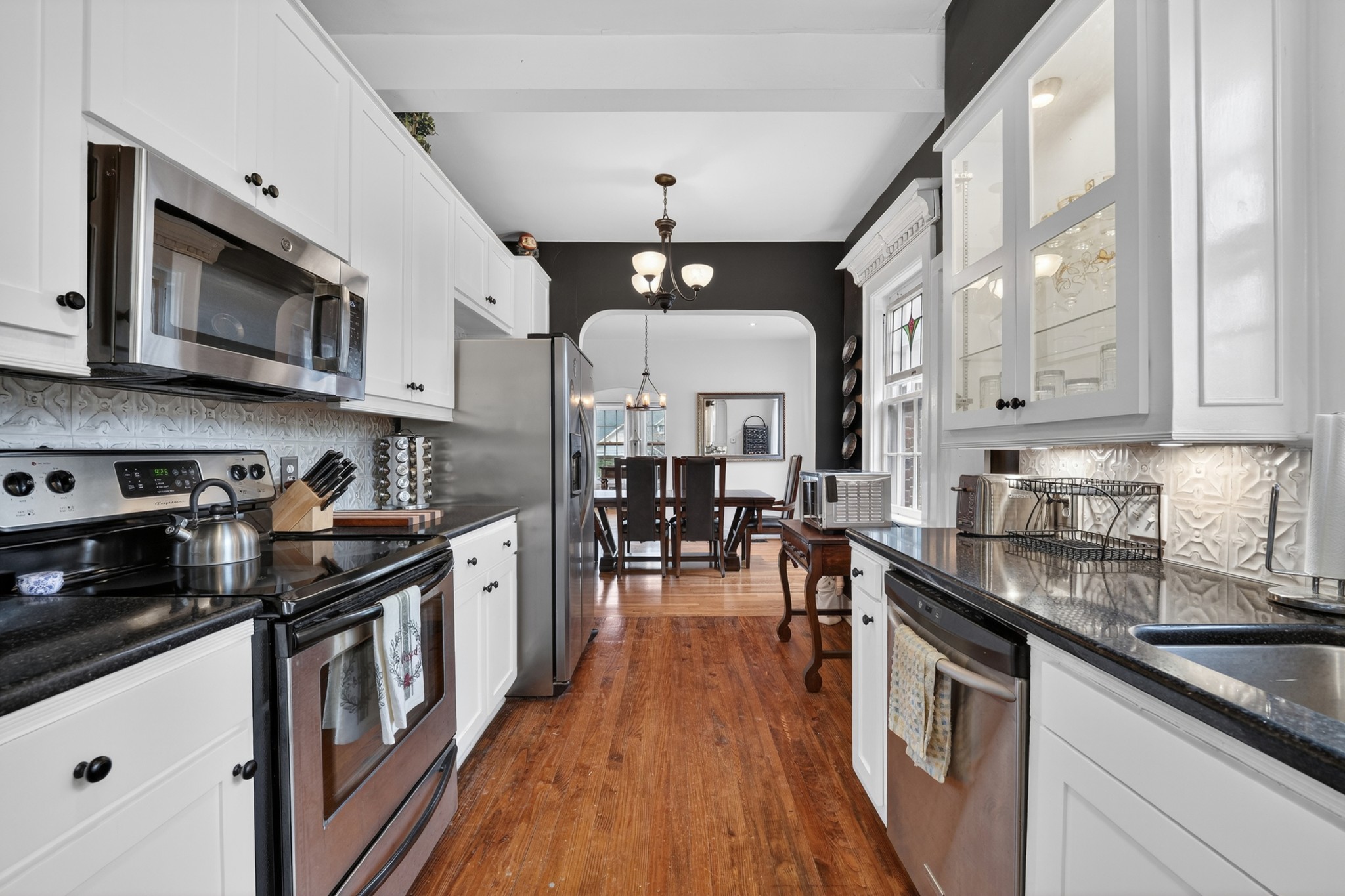 411 2nd Ave Property Photo 17