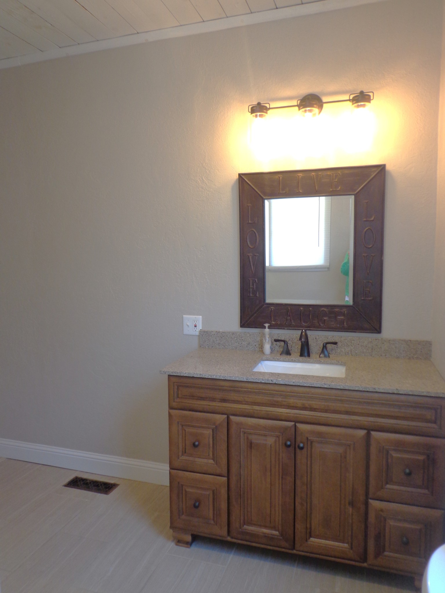 181 Washington Ave Property Photo 10