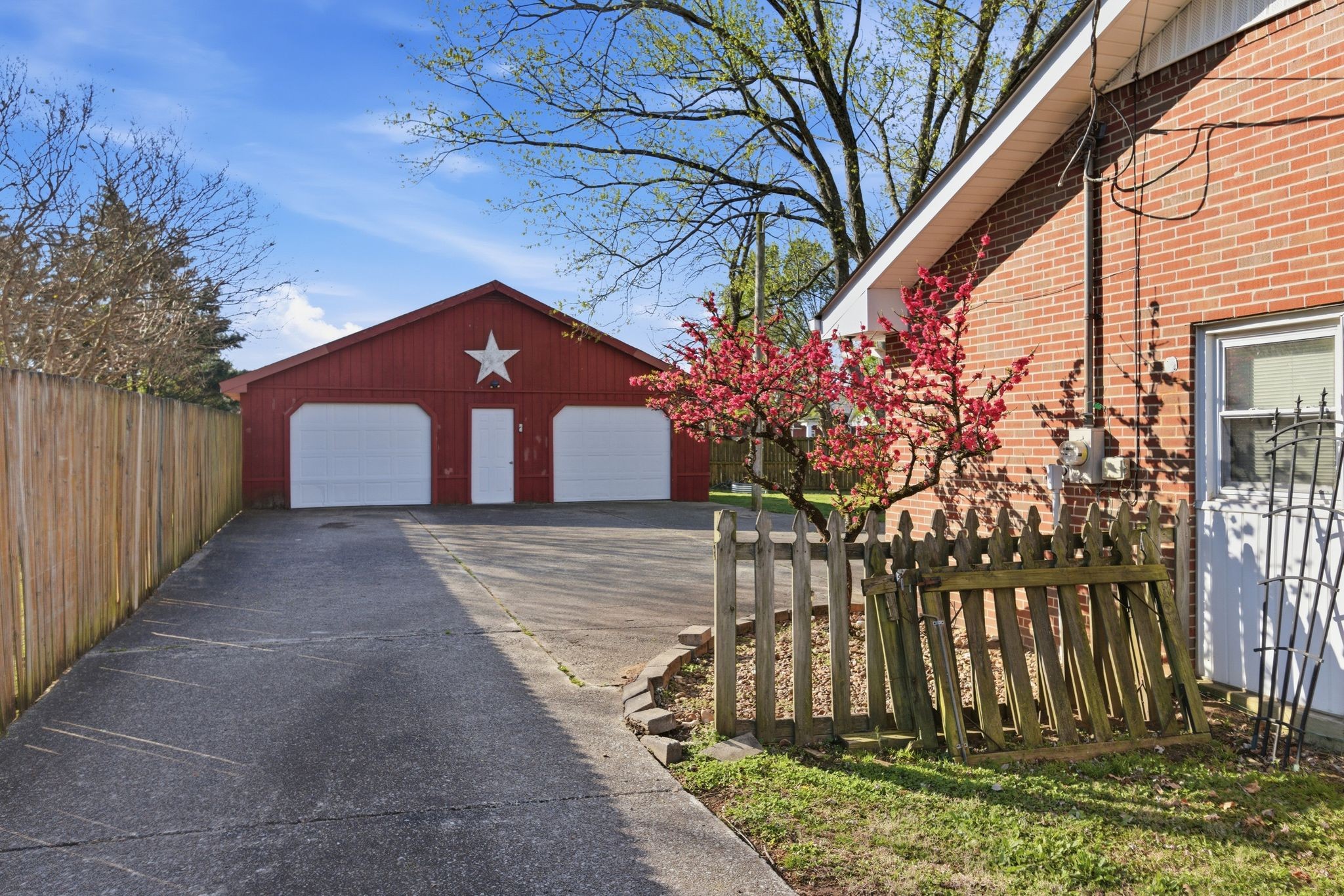 523 Terry Ln Property Photo 10