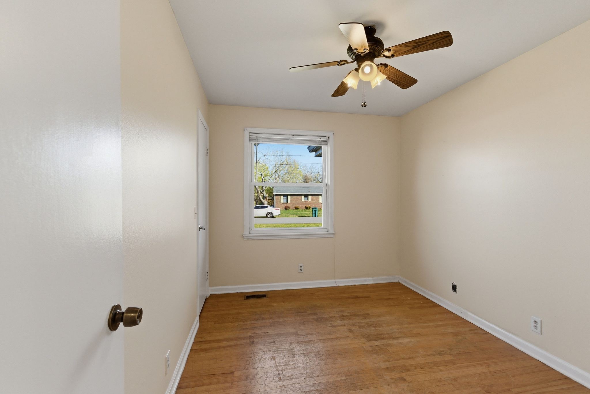 523 Terry Ln Property Photo 22