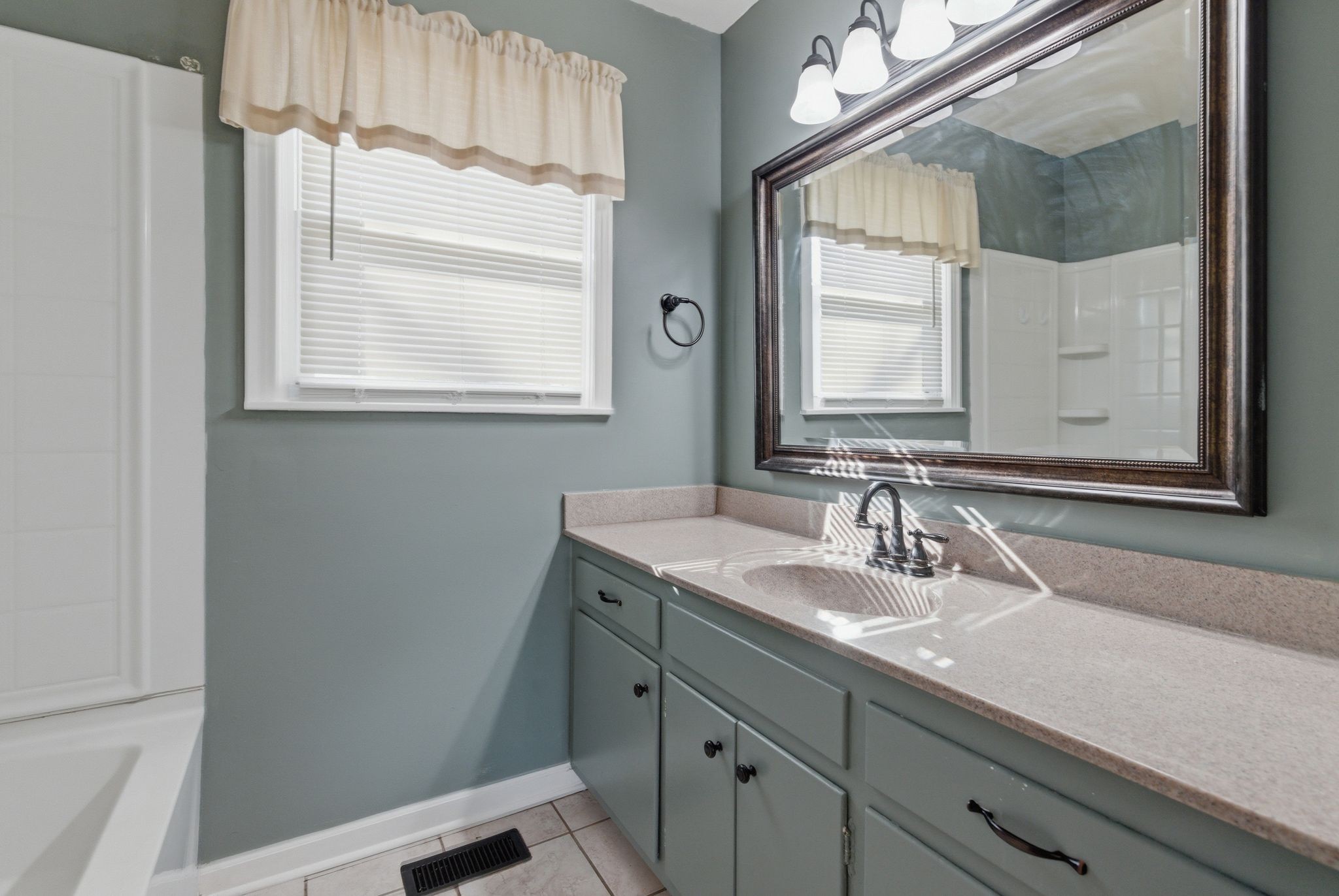 523 Terry Ln Property Photo 24