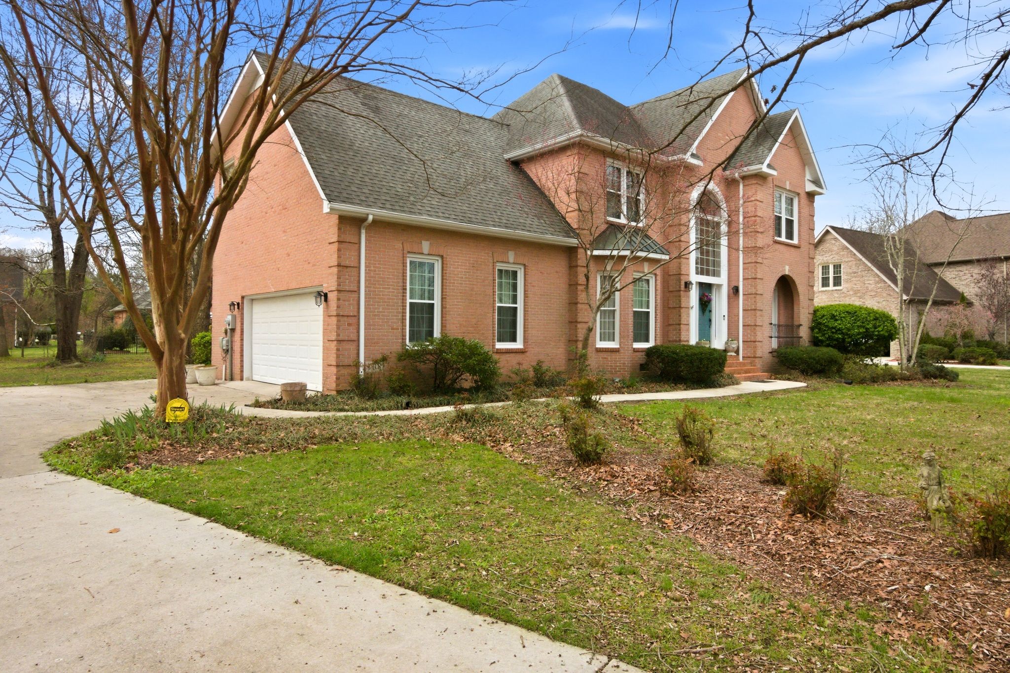 108 Albemarle Dr Property Photo 2