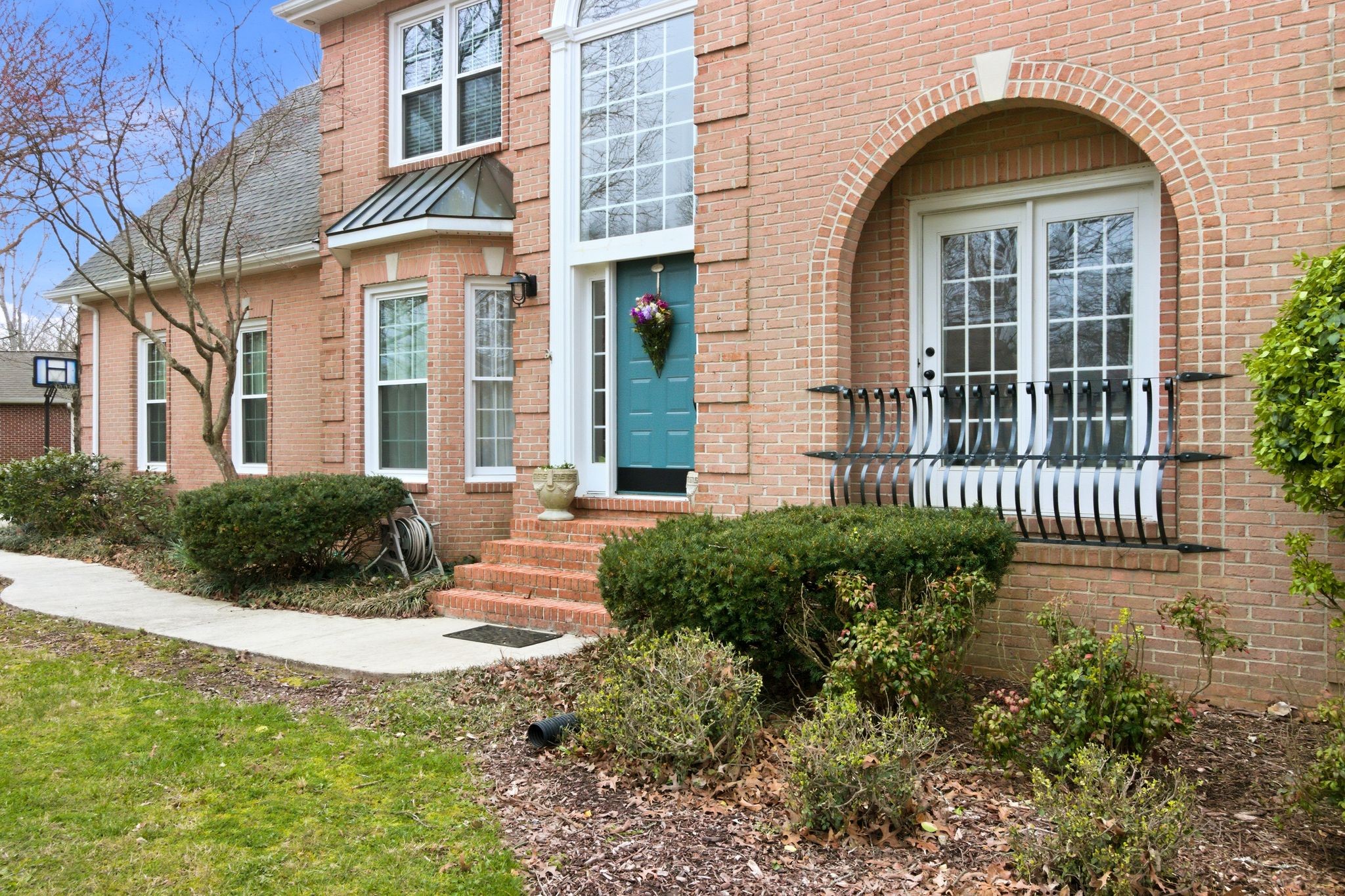 108 Albemarle Dr Property Photo 3