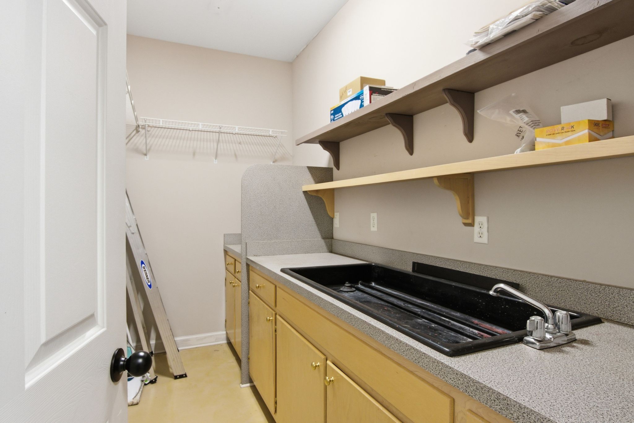 108 Albemarle Dr Property Photo 15