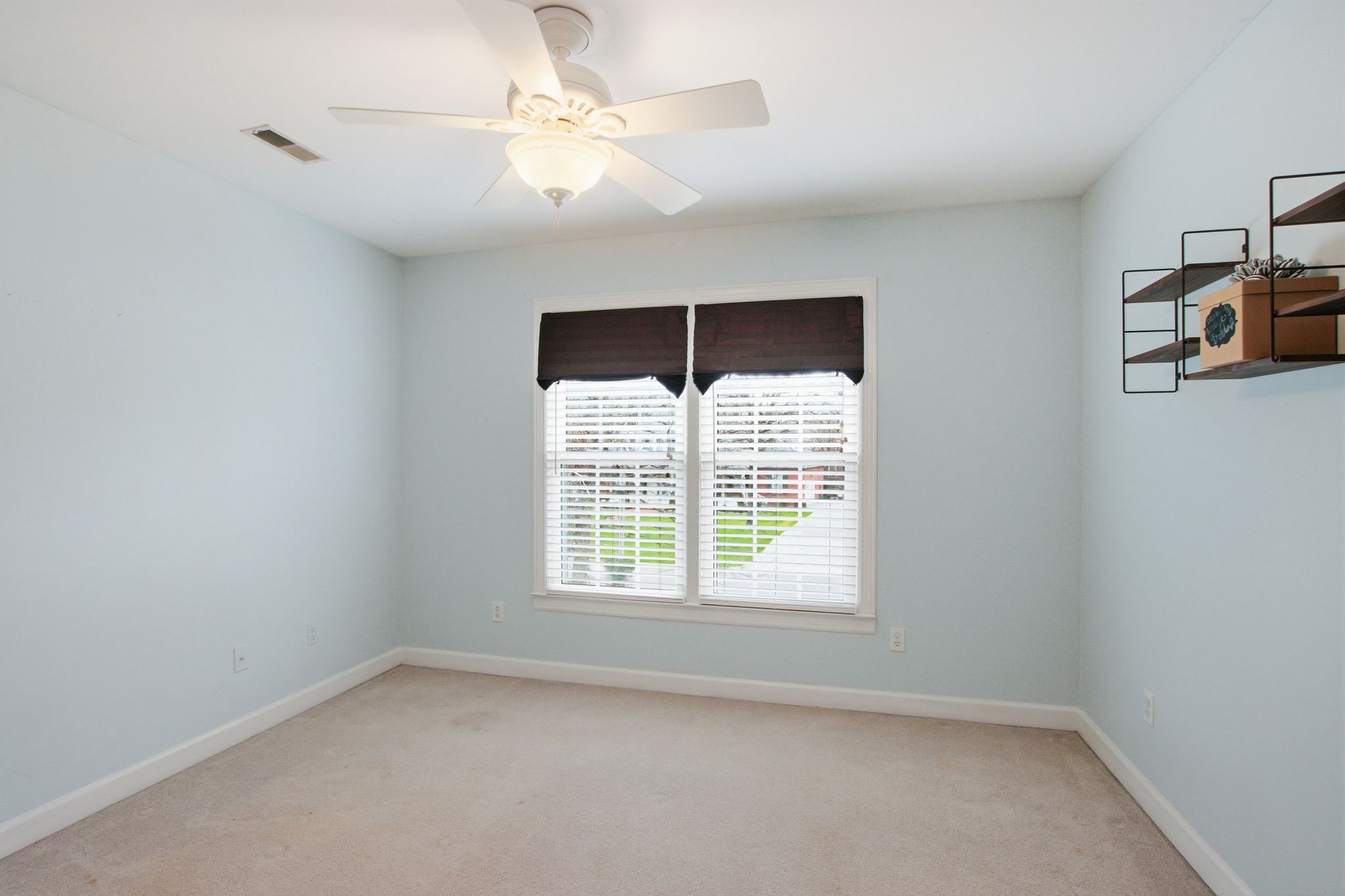 108 Albemarle Dr Property Photo 30