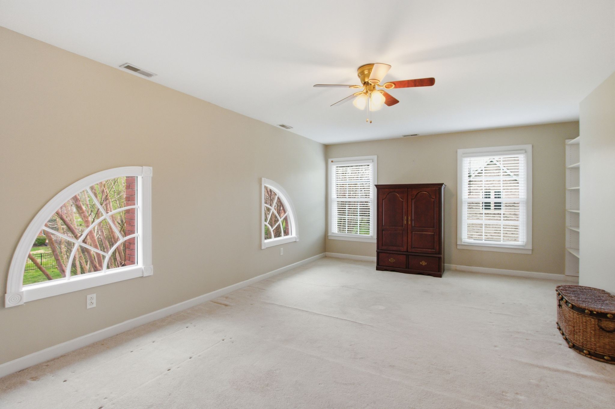 108 Albemarle Dr Property Photo 33