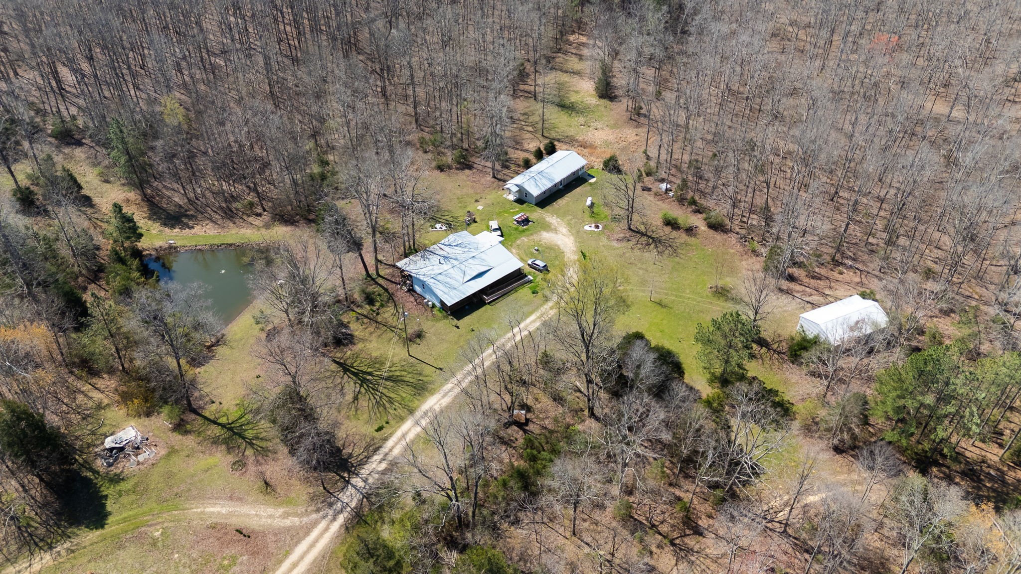 1300 New Sheboss Road Property Photo 1