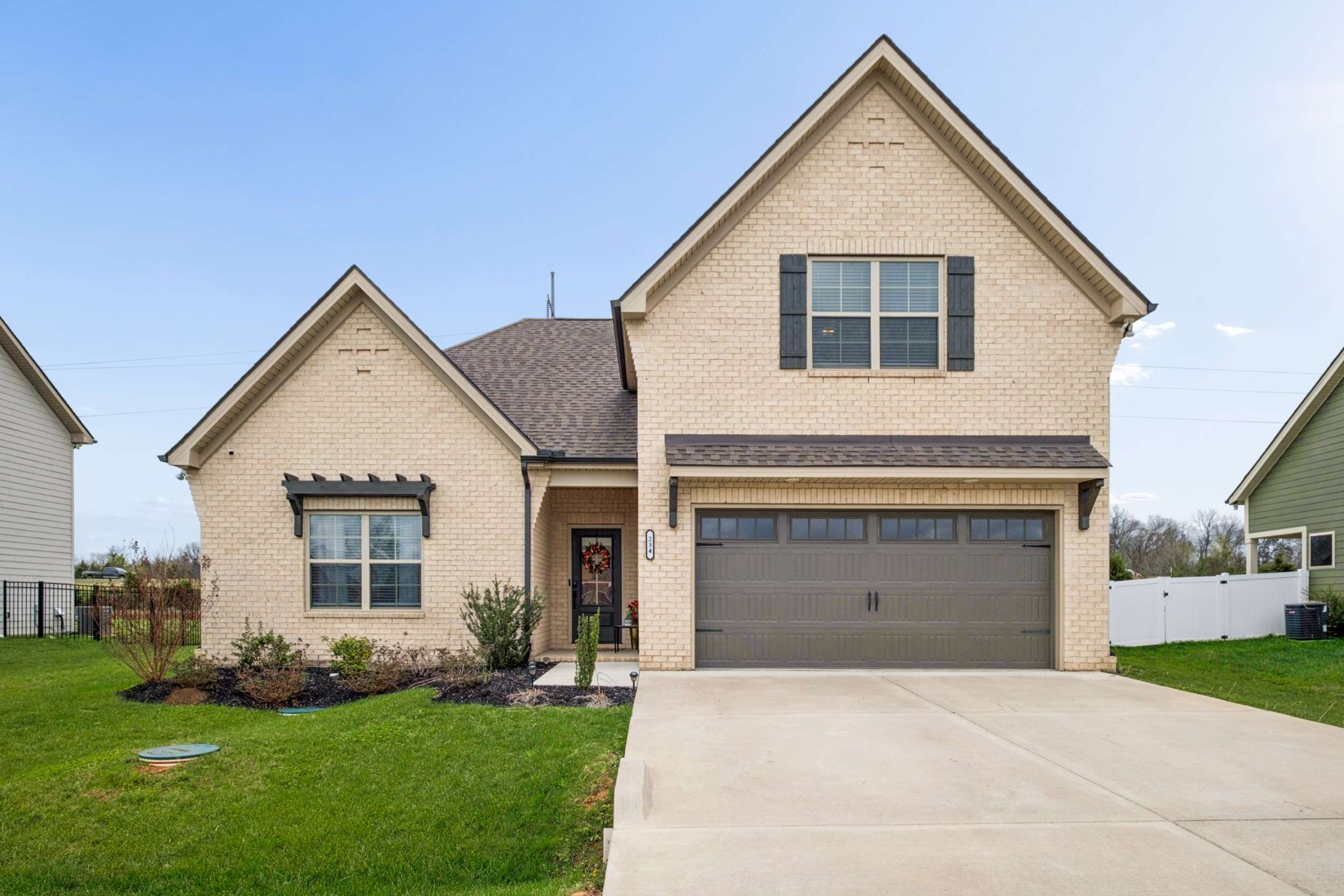 234 Glade Dr