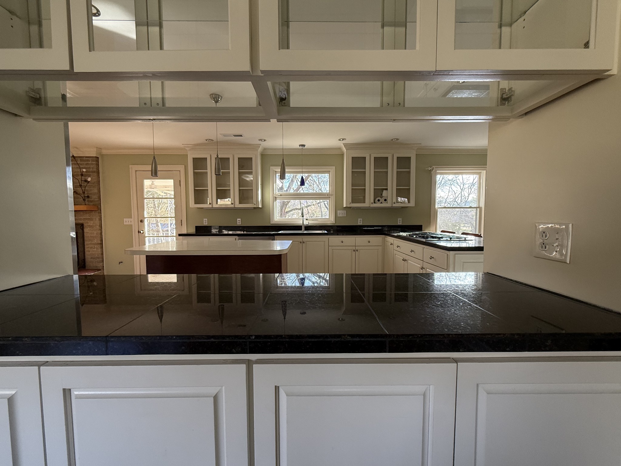 111 Bobby Dr Property Photo 4