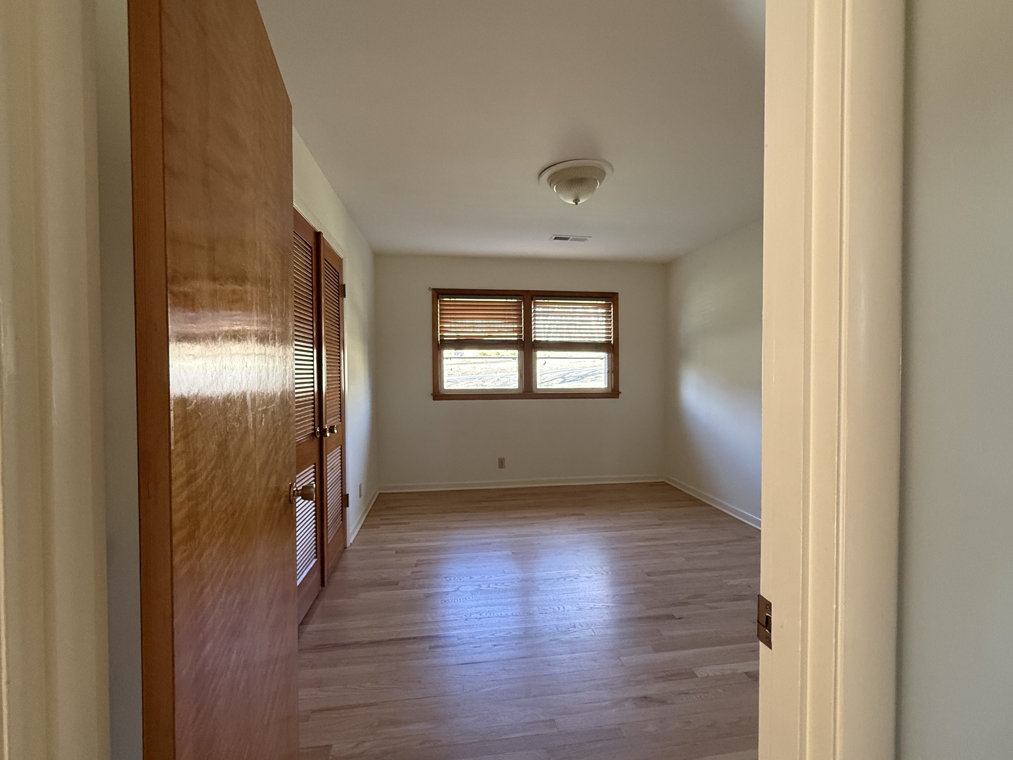 111 Bobby Dr Property Photo 27