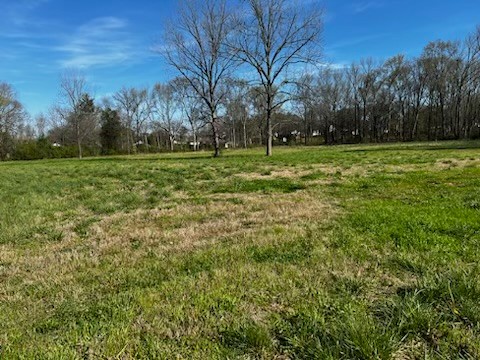 109 Neal St Property Photo 2