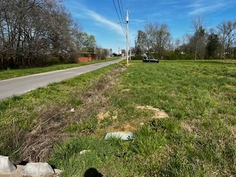 109 Neal St Property Photo 10