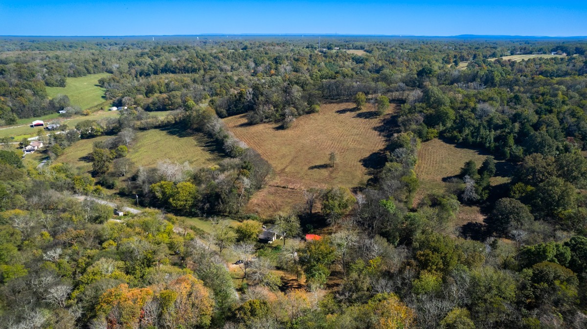 1121 Rolin Hollow Rd Property Photo 4