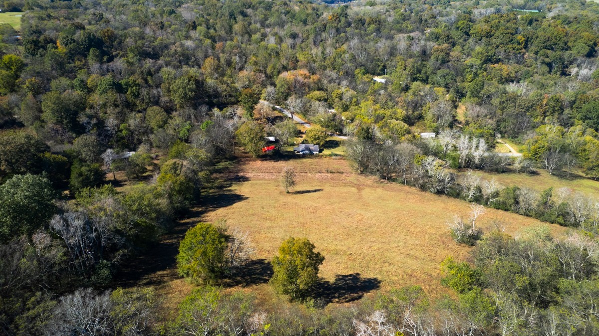 1121 Rolin Hollow Rd Property Photo 6
