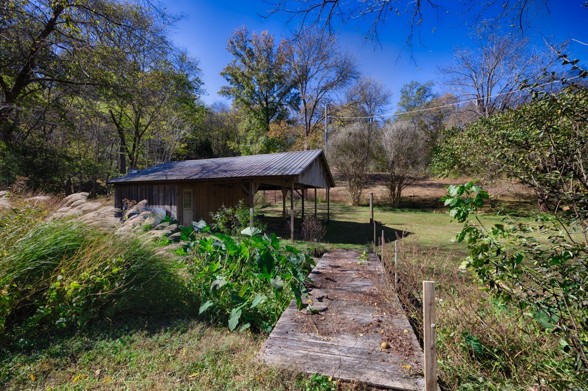 1121 Rolin Hollow Rd Property Photo 16