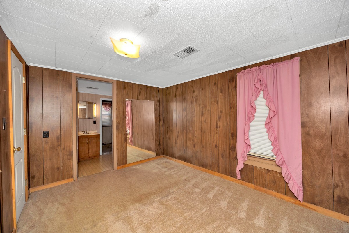 1121 Rolin Hollow Rd Property Photo 33