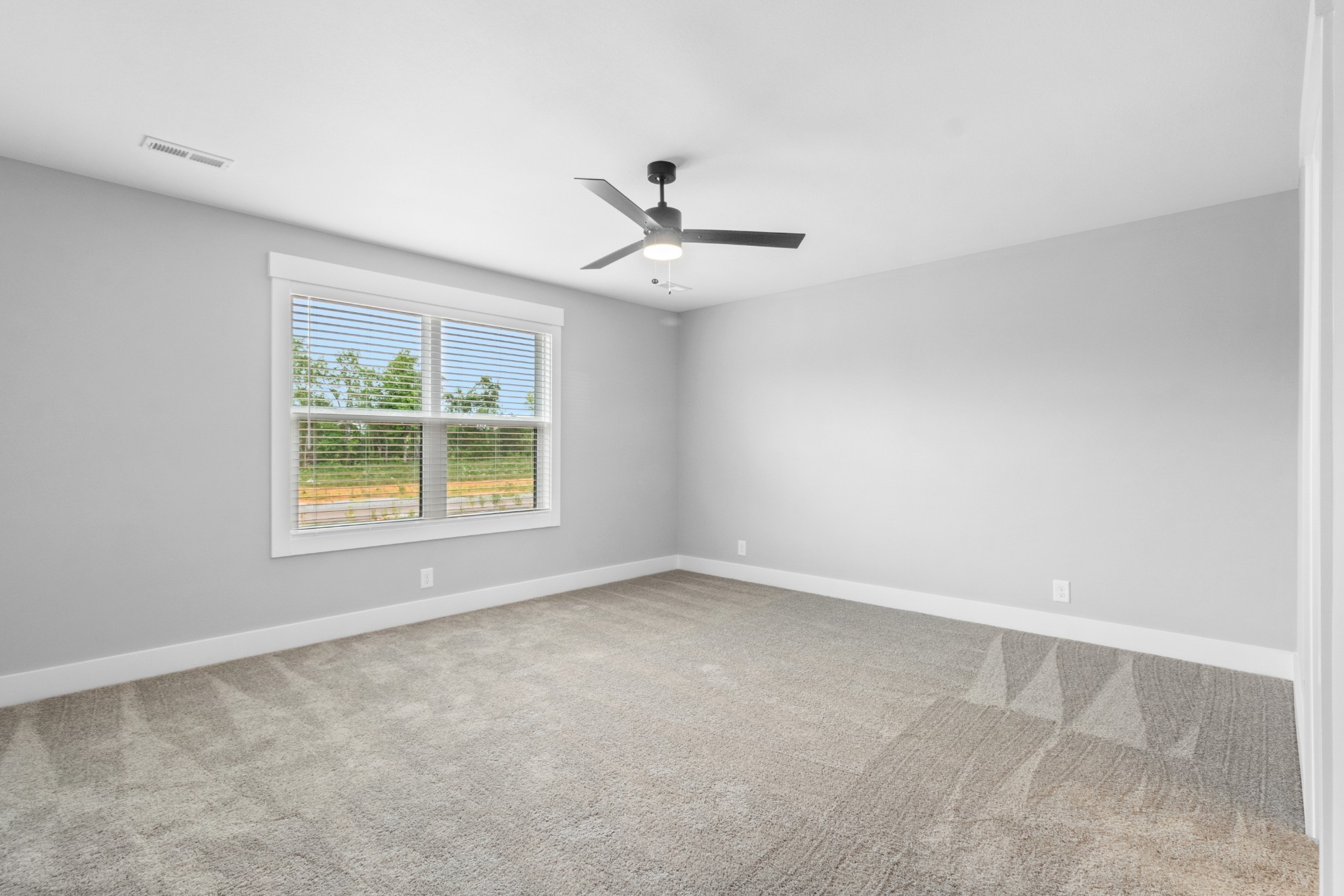 302 Jonathan Wade Circle Property Photo 20