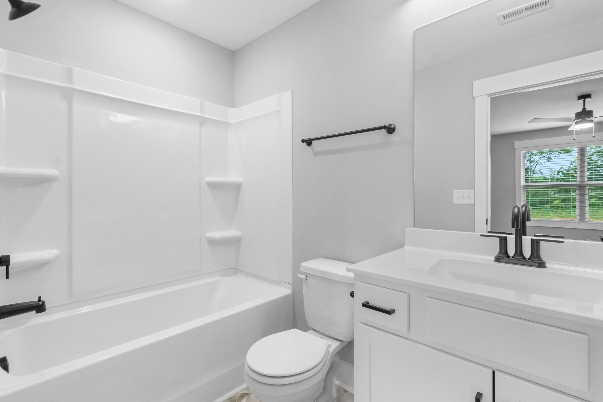 302 Jonathan Wade Circle Property Photo 22