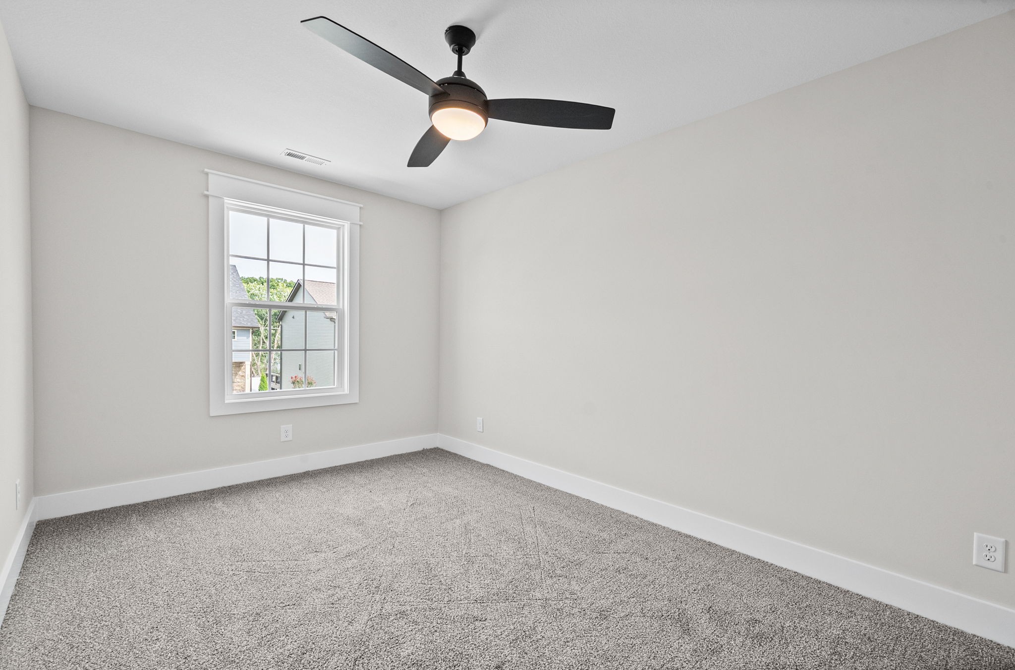 65 Charleston Cove Property Photo 24