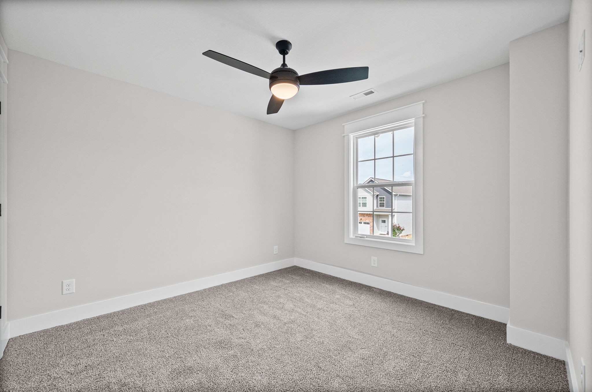 65 Charleston Cove Property Photo 27