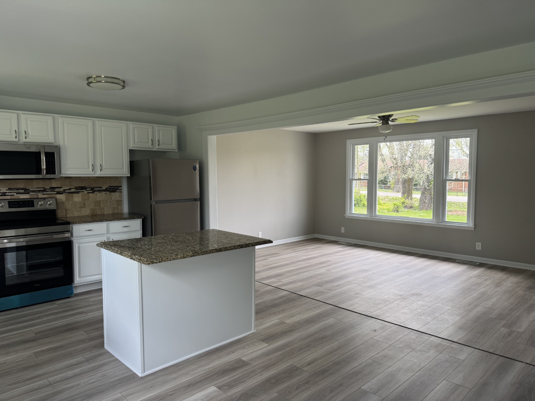 204 Morningside Dr Property Photo 6