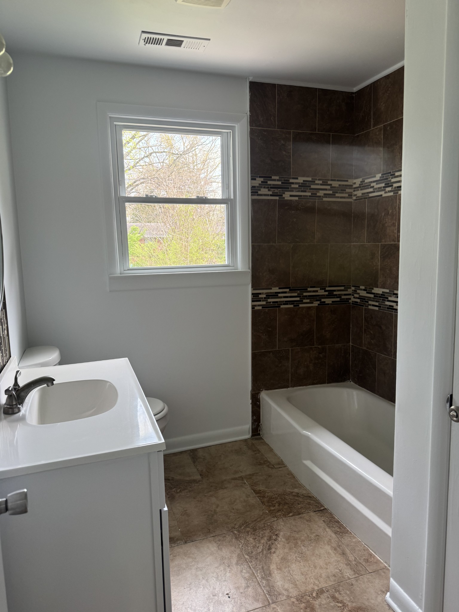 204 Morningside Dr Property Photo 10